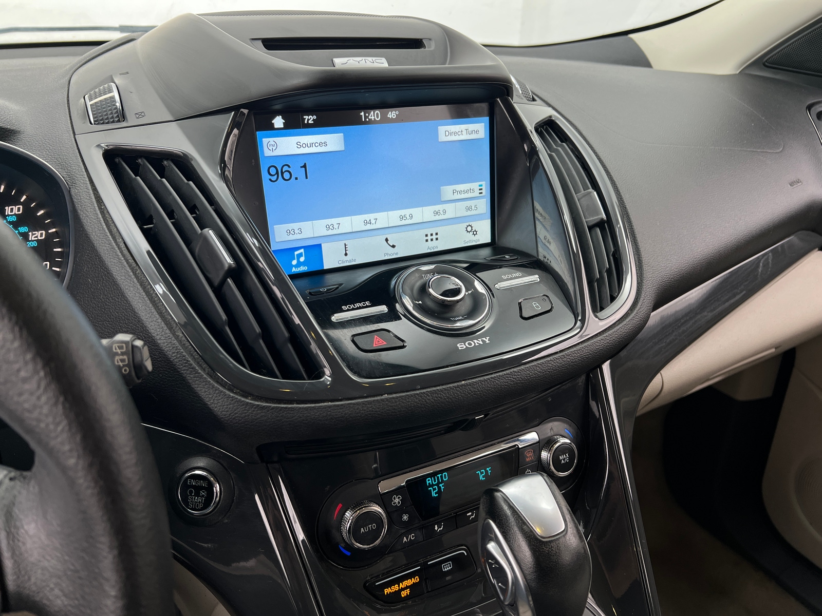 Thumbnail: 2016 Ford Escape - 3