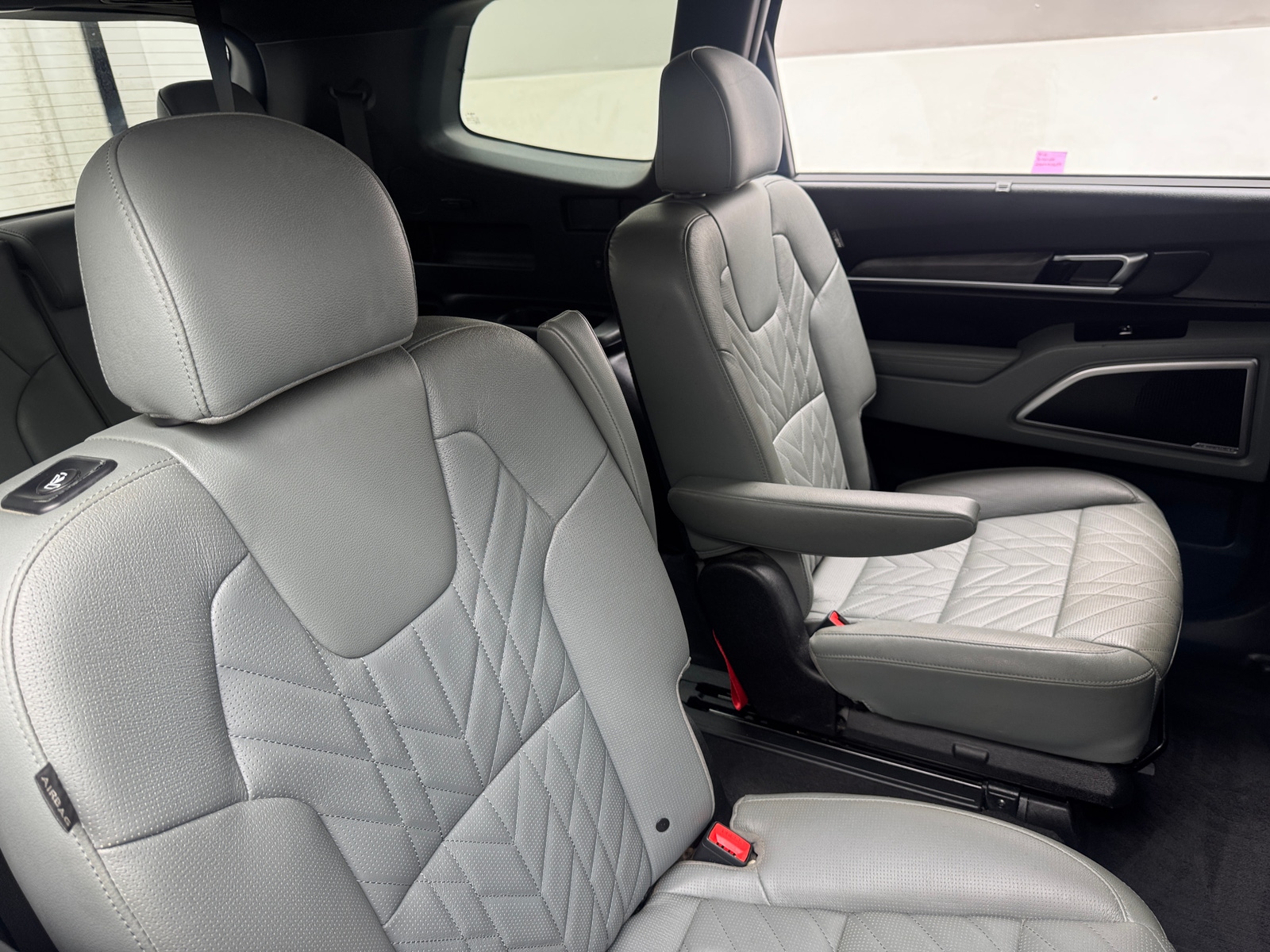 Thumbnail: 2023 Kia Telluride - 5