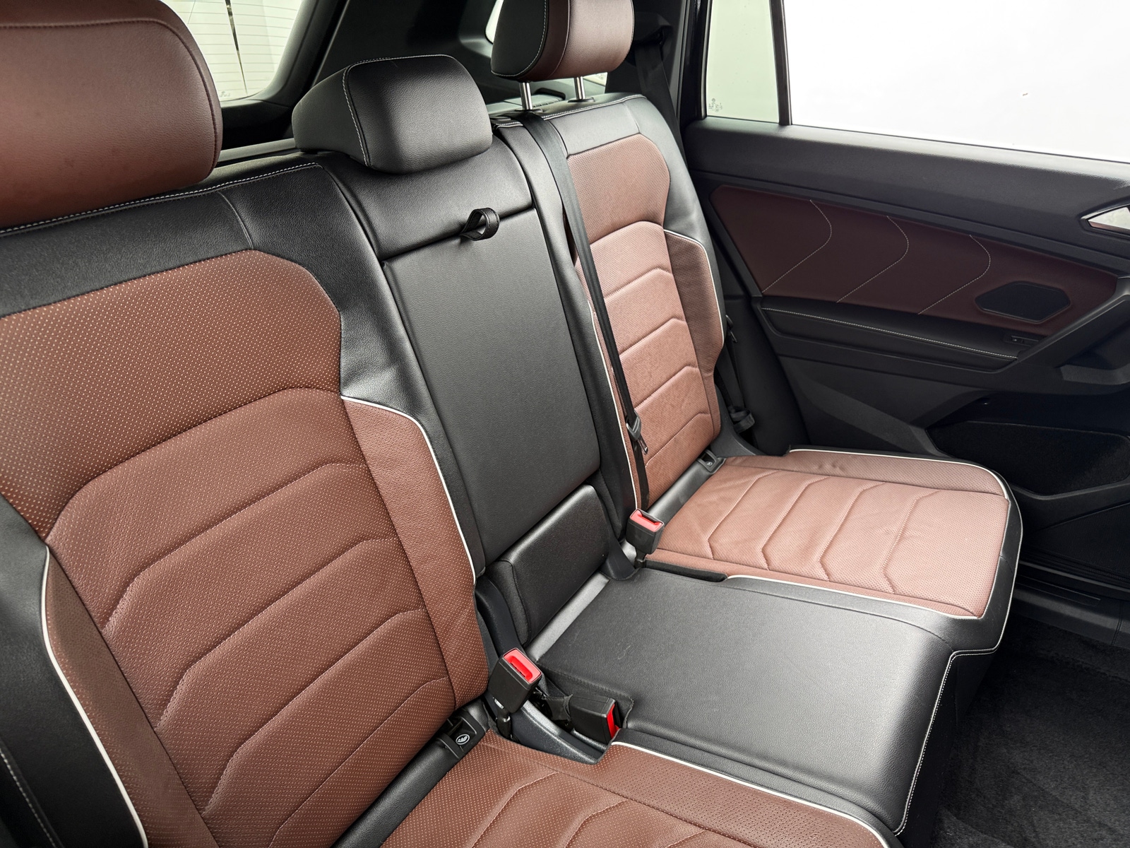 Thumbnail: 2024 Volkswagen Tiguan - 5