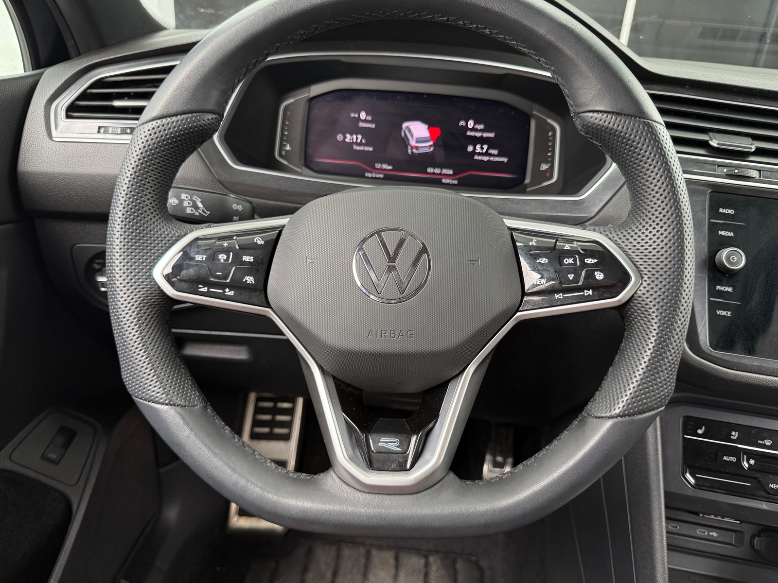 Thumbnail: 2024 Volkswagen Tiguan - 4