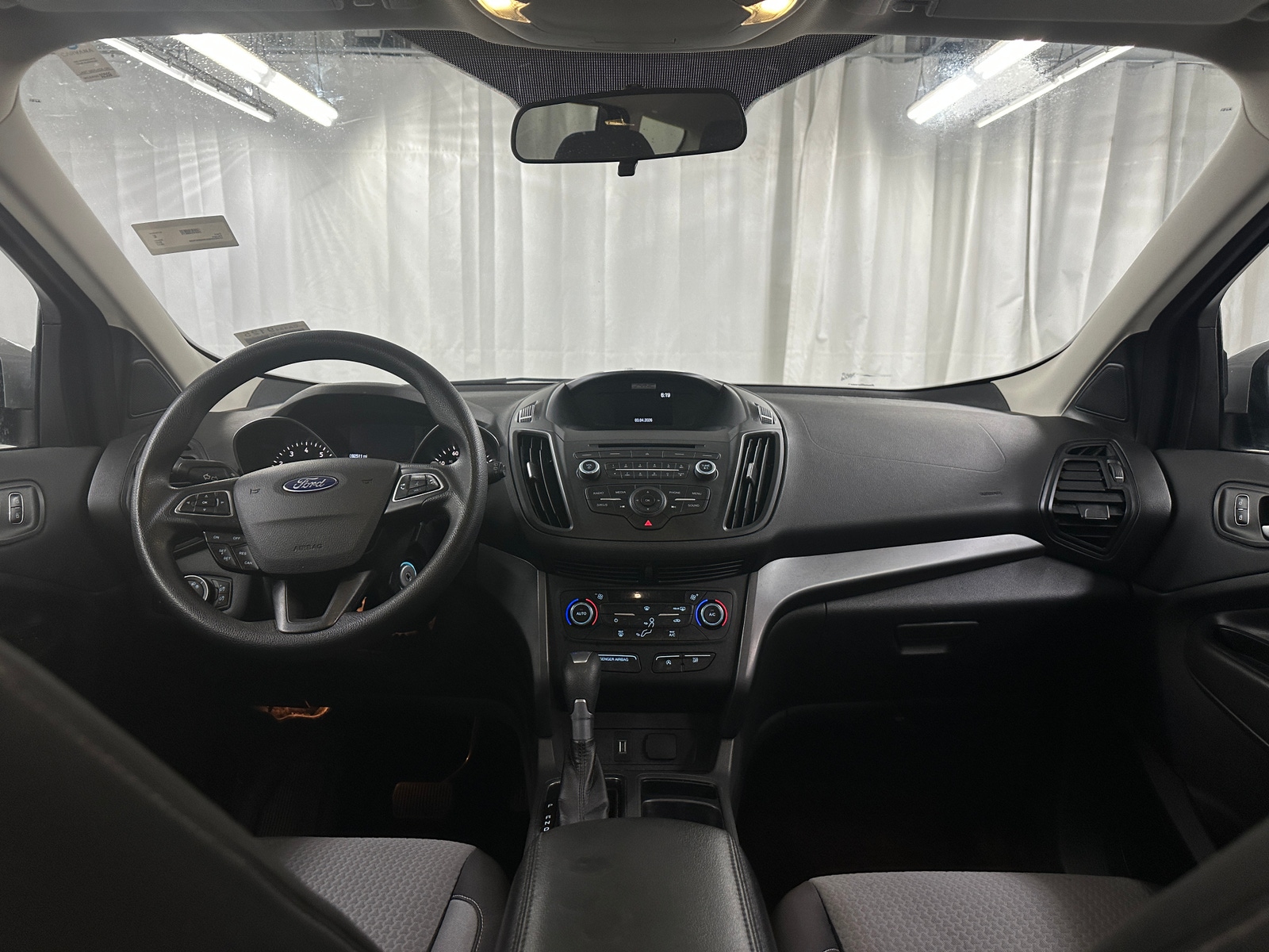 Thumbnail: 2017 Ford Escape - 3