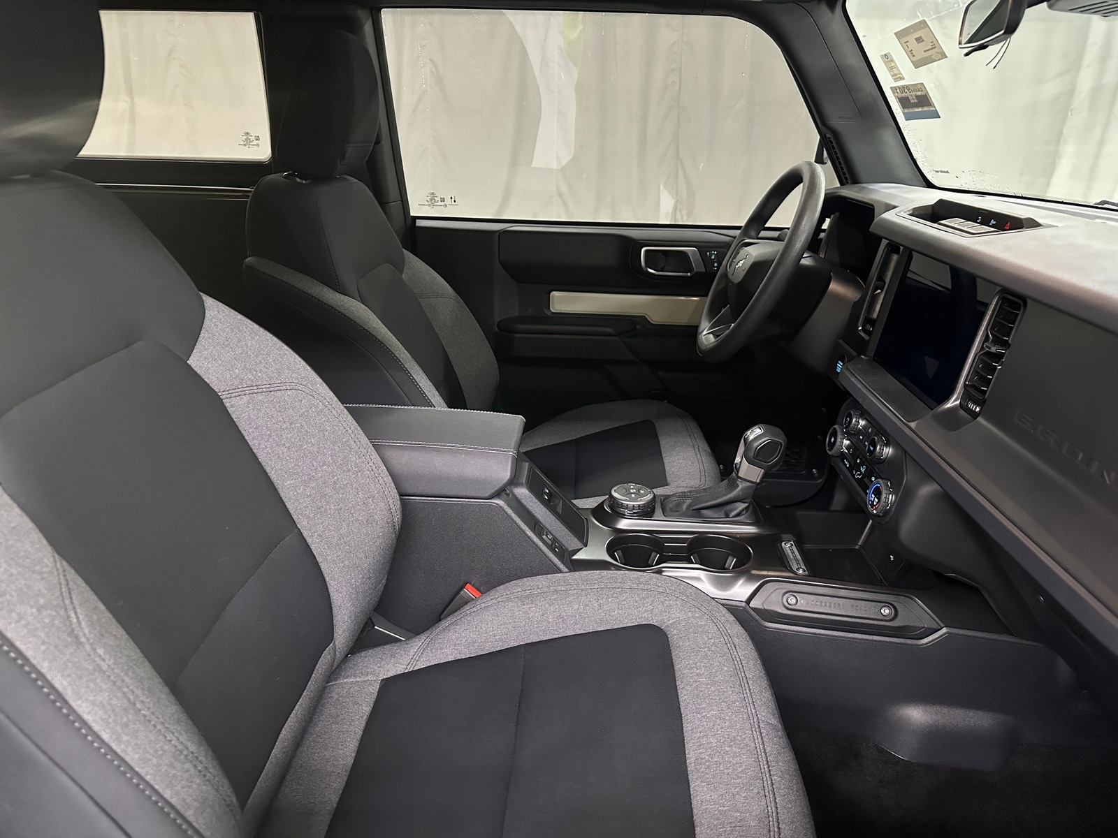 Thumbnail: 2025 Ford Bronco - 2