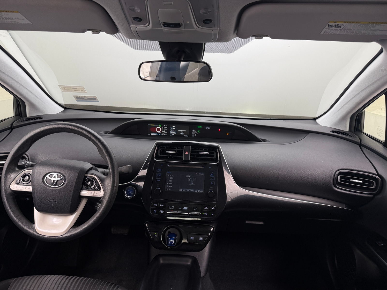 Thumbnail: 2018 Toyota Prius - 3