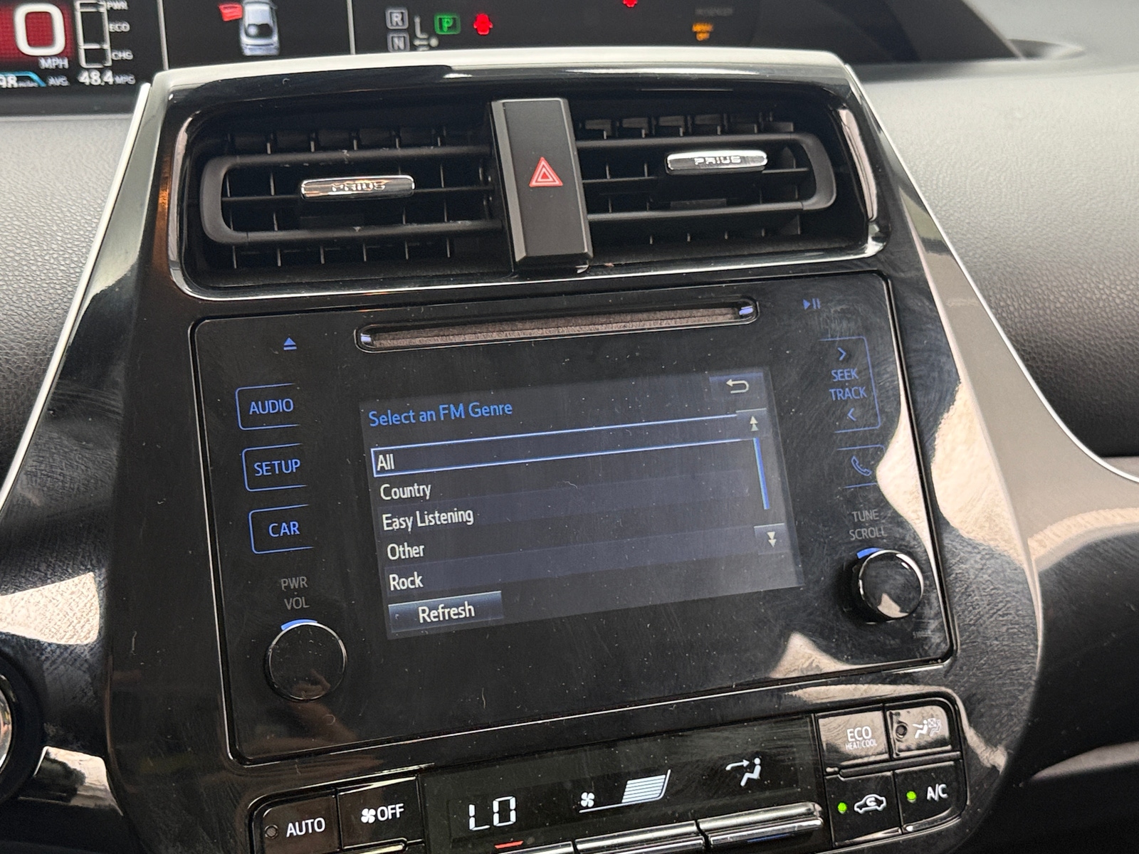 Thumbnail: 2018 Toyota Prius - 4