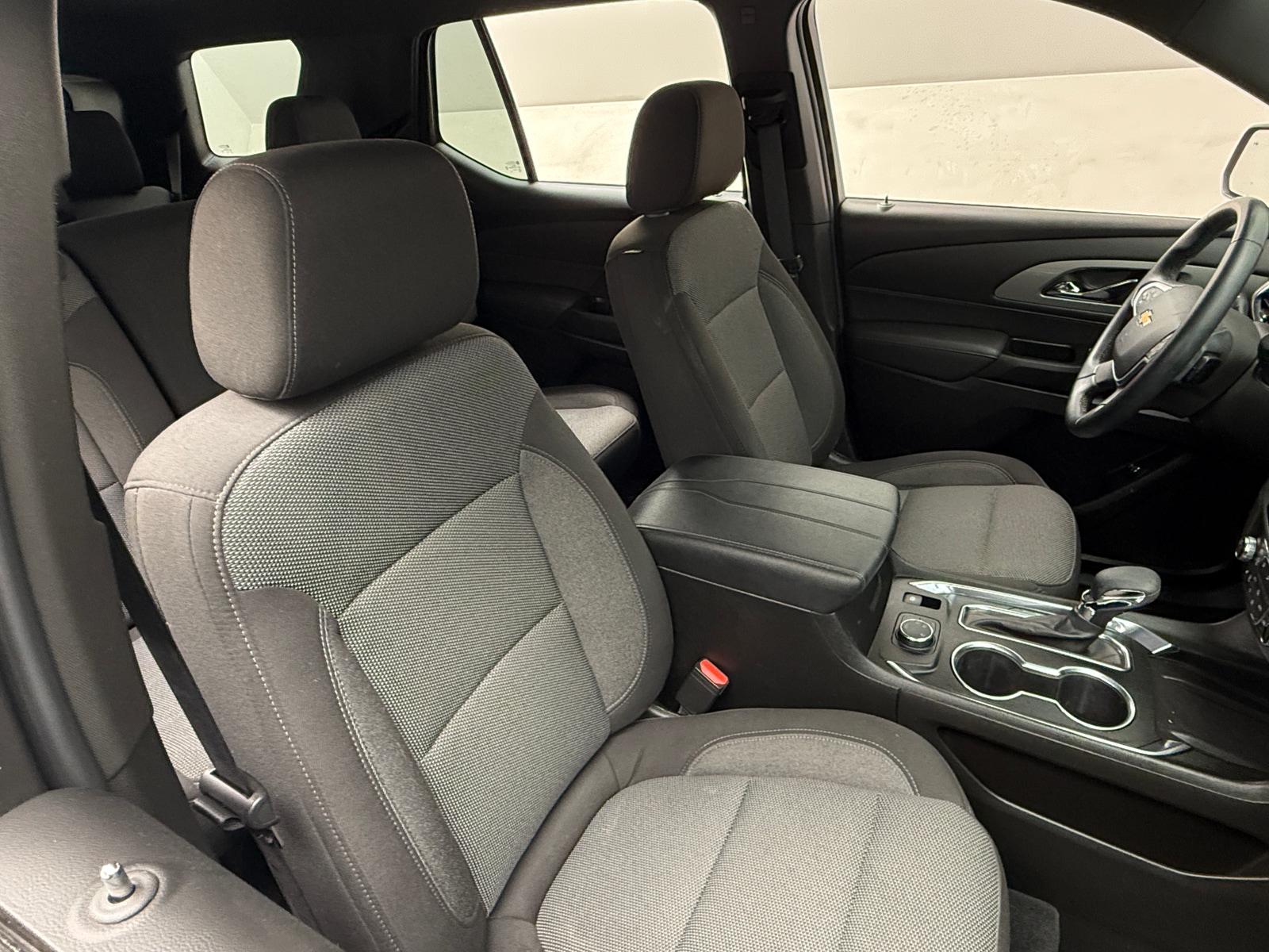 Thumbnail: 2023 Chevrolet Traverse - 2