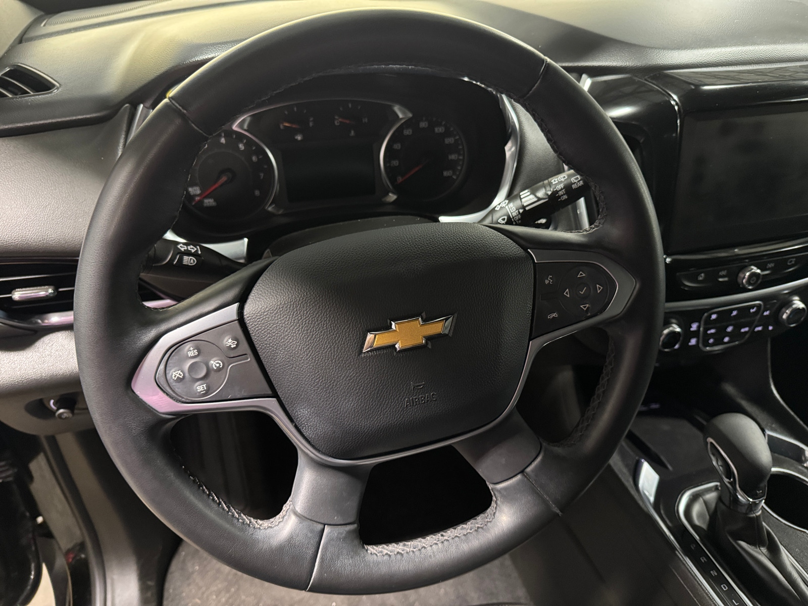 Thumbnail: 2023 Chevrolet Traverse - 5