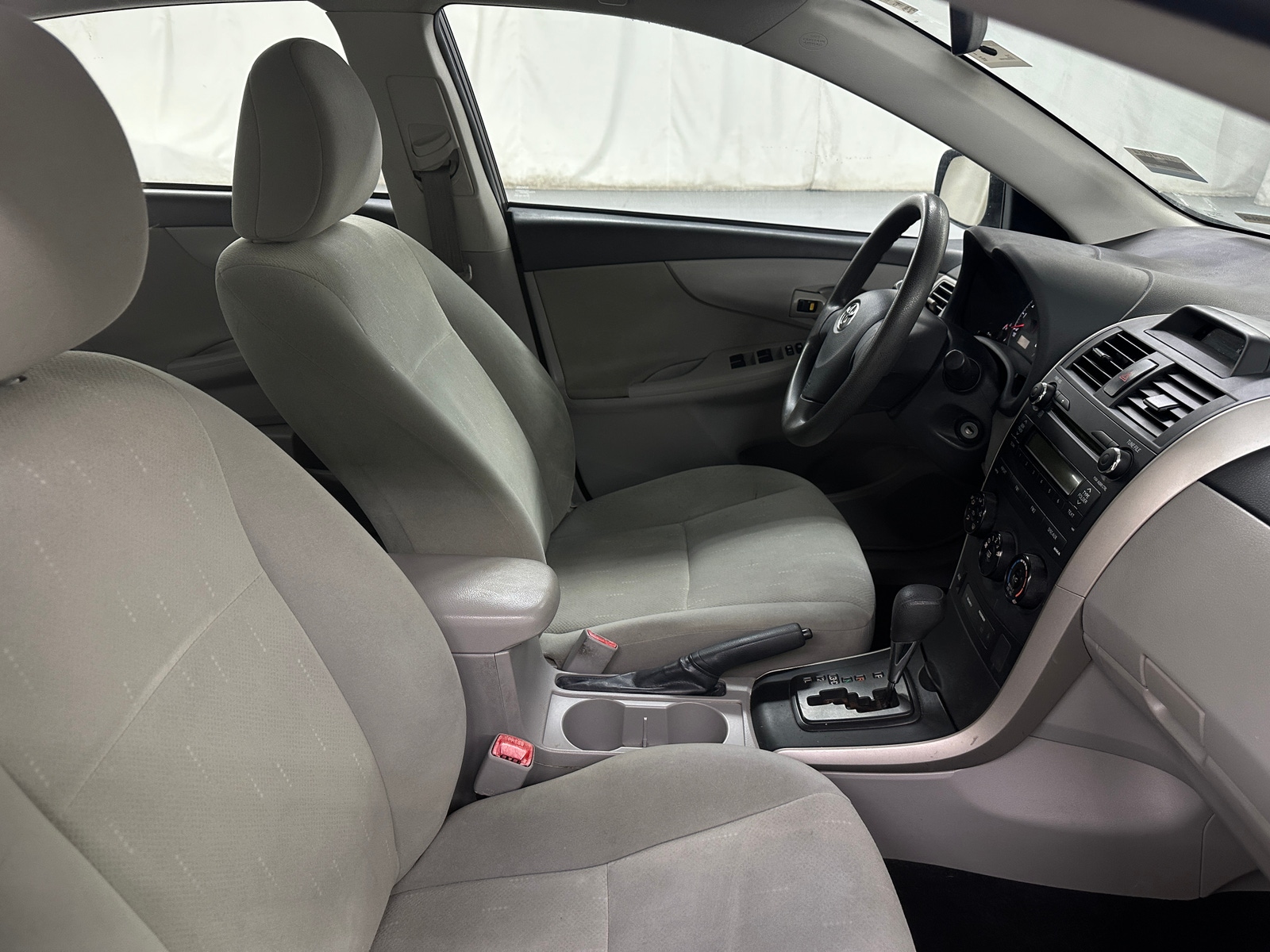 Thumbnail: 2013 Toyota Corolla - 2