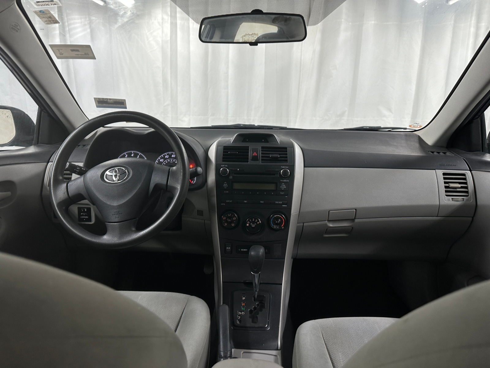 Thumbnail: 2013 Toyota Corolla - 3