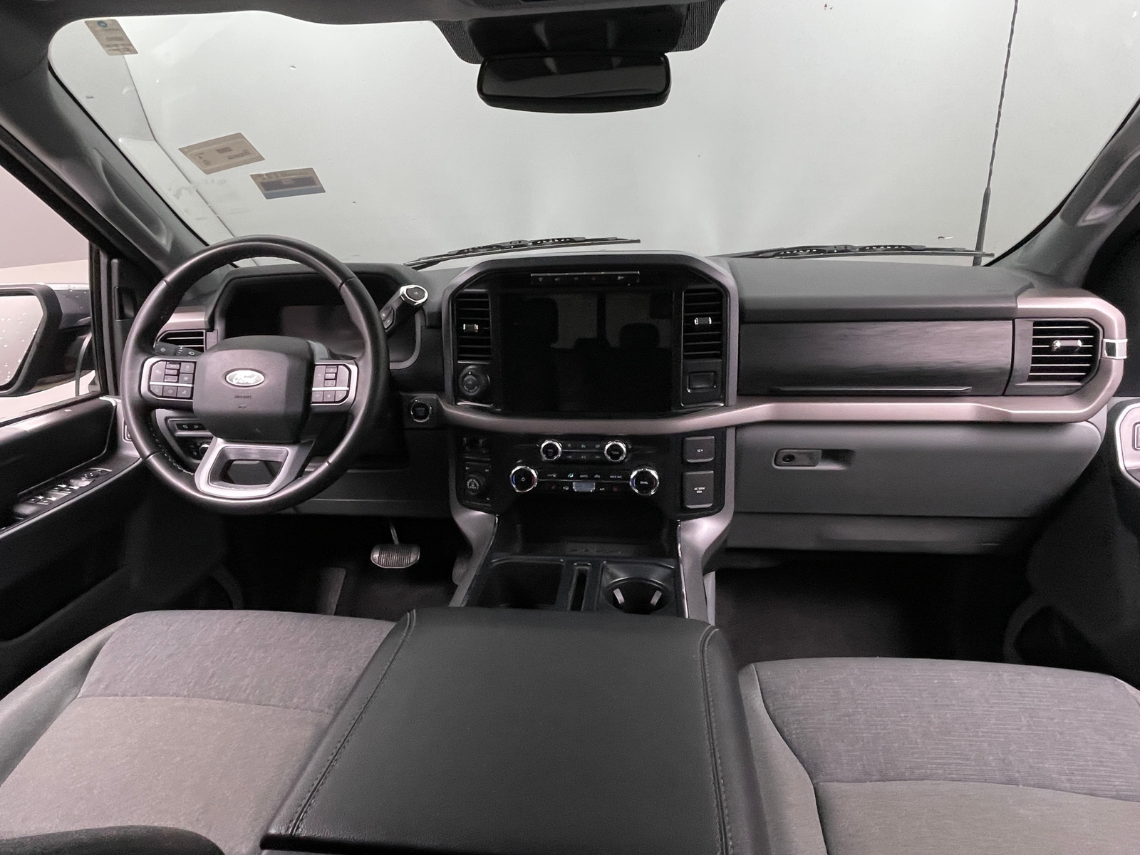 Thumbnail: 2024 Ford Econoline - 3