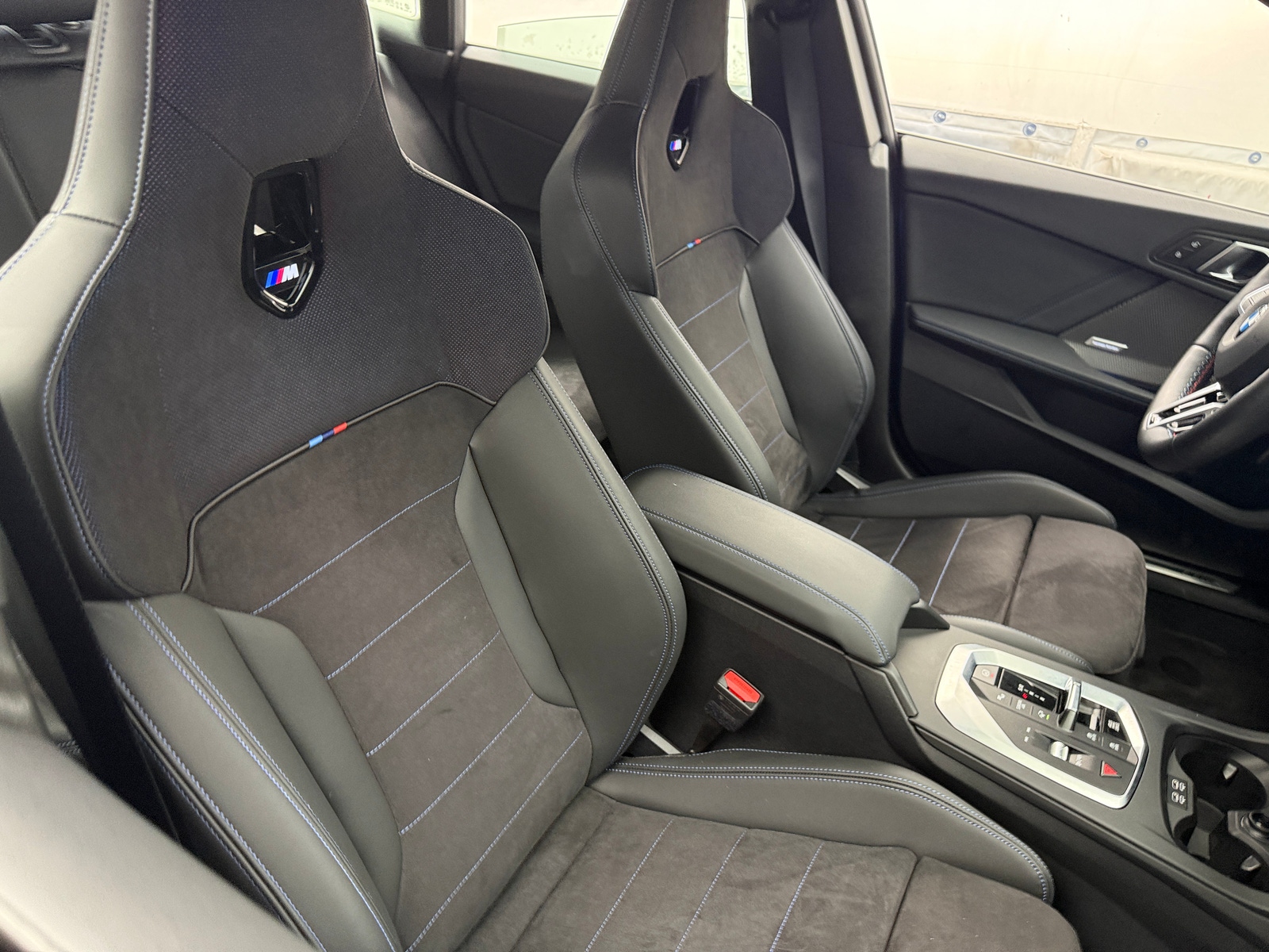 Thumbnail: 2025 BMW 2 Series - 2