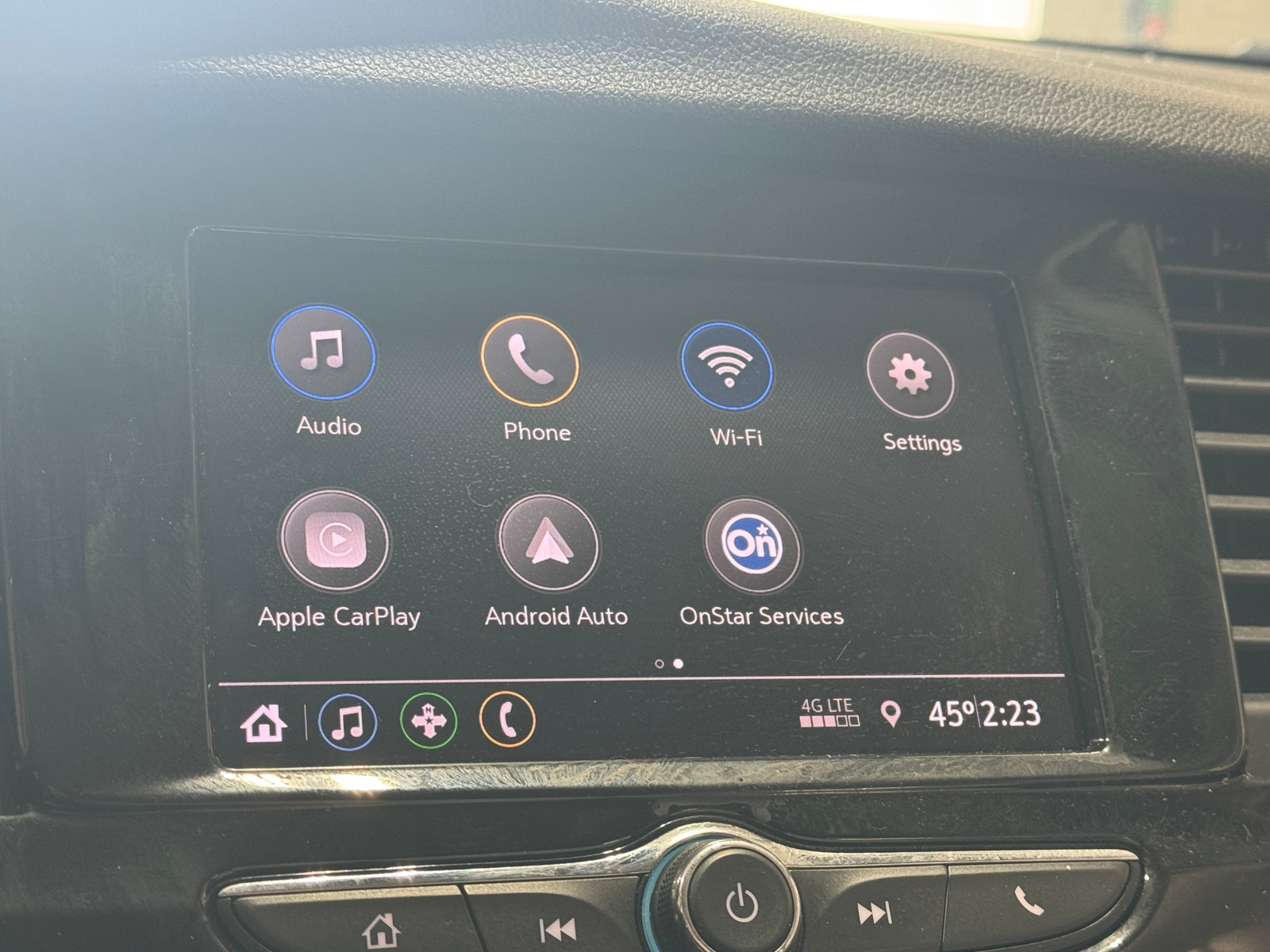 Thumbnail: 2022 Buick Encore - 3