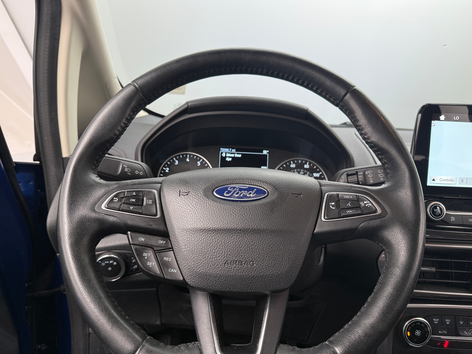 Thumbnail: 2019 Ford EcoSport - 5