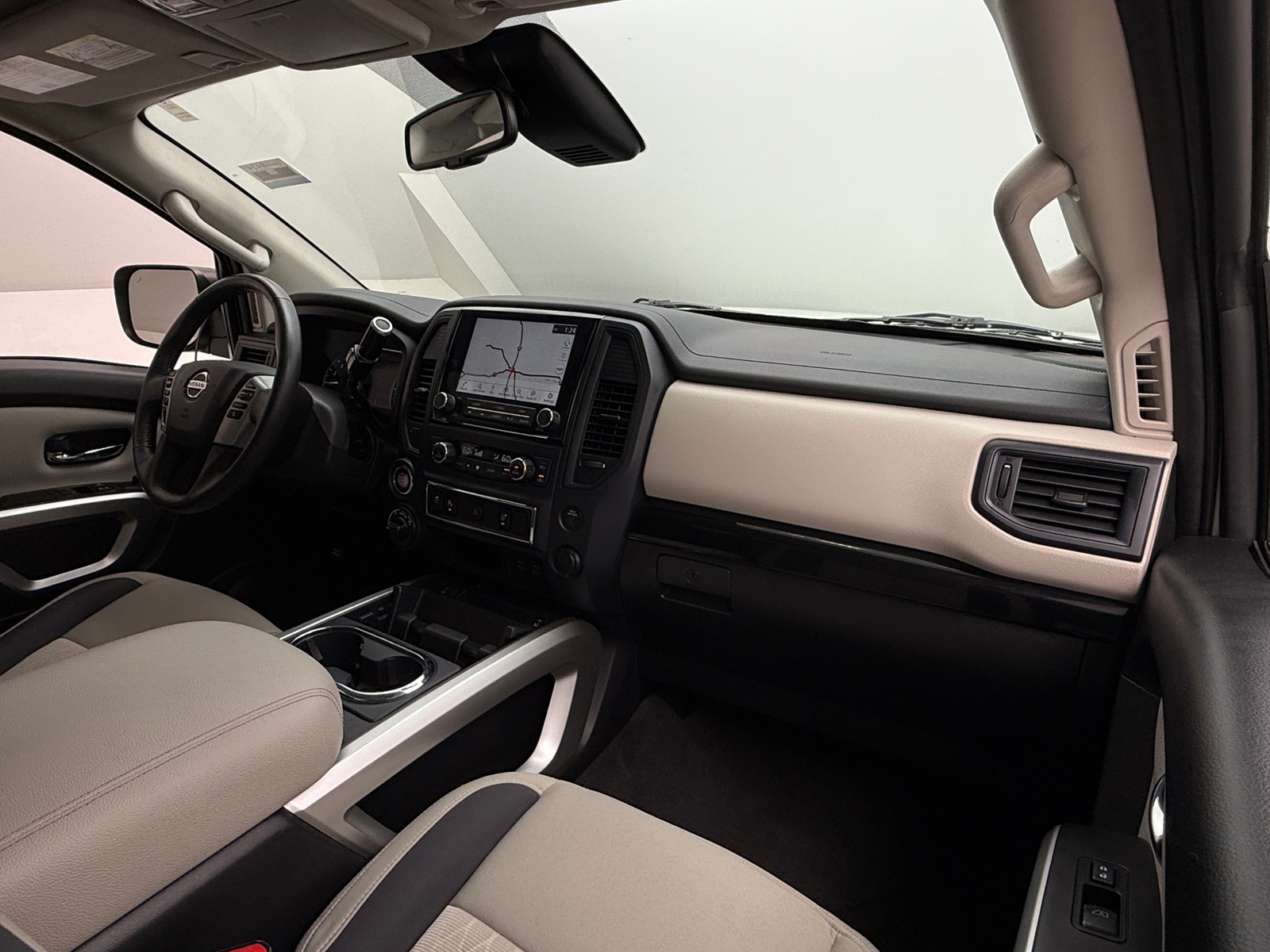 Thumbnail: 2022 Nissan Titan - 3