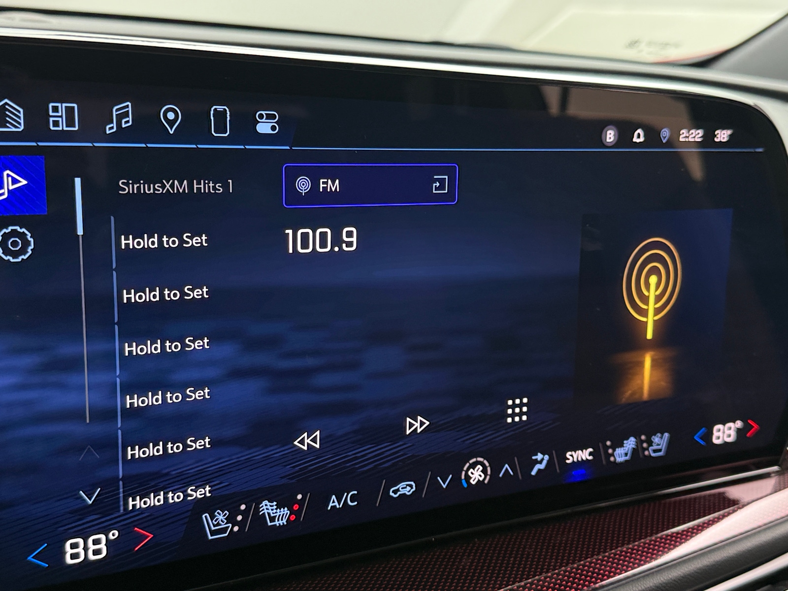 Thumbnail: 2024 Chevrolet Traverse - 3