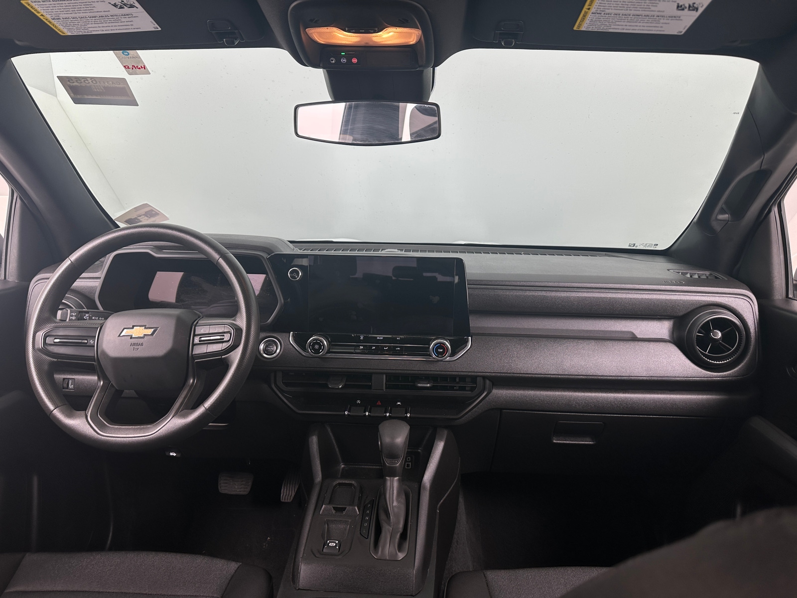 Thumbnail: 2024 Chevrolet Colorado - 3