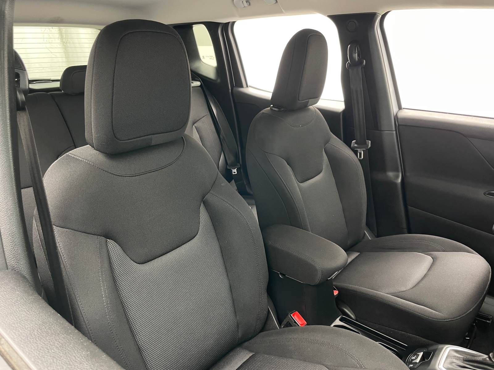 Thumbnail: 2019 Jeep Renegade - 2