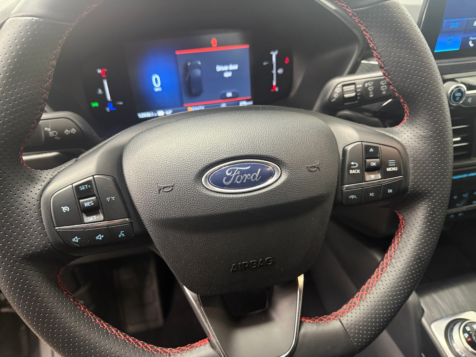 Thumbnail: 2025 Ford Escape - 4