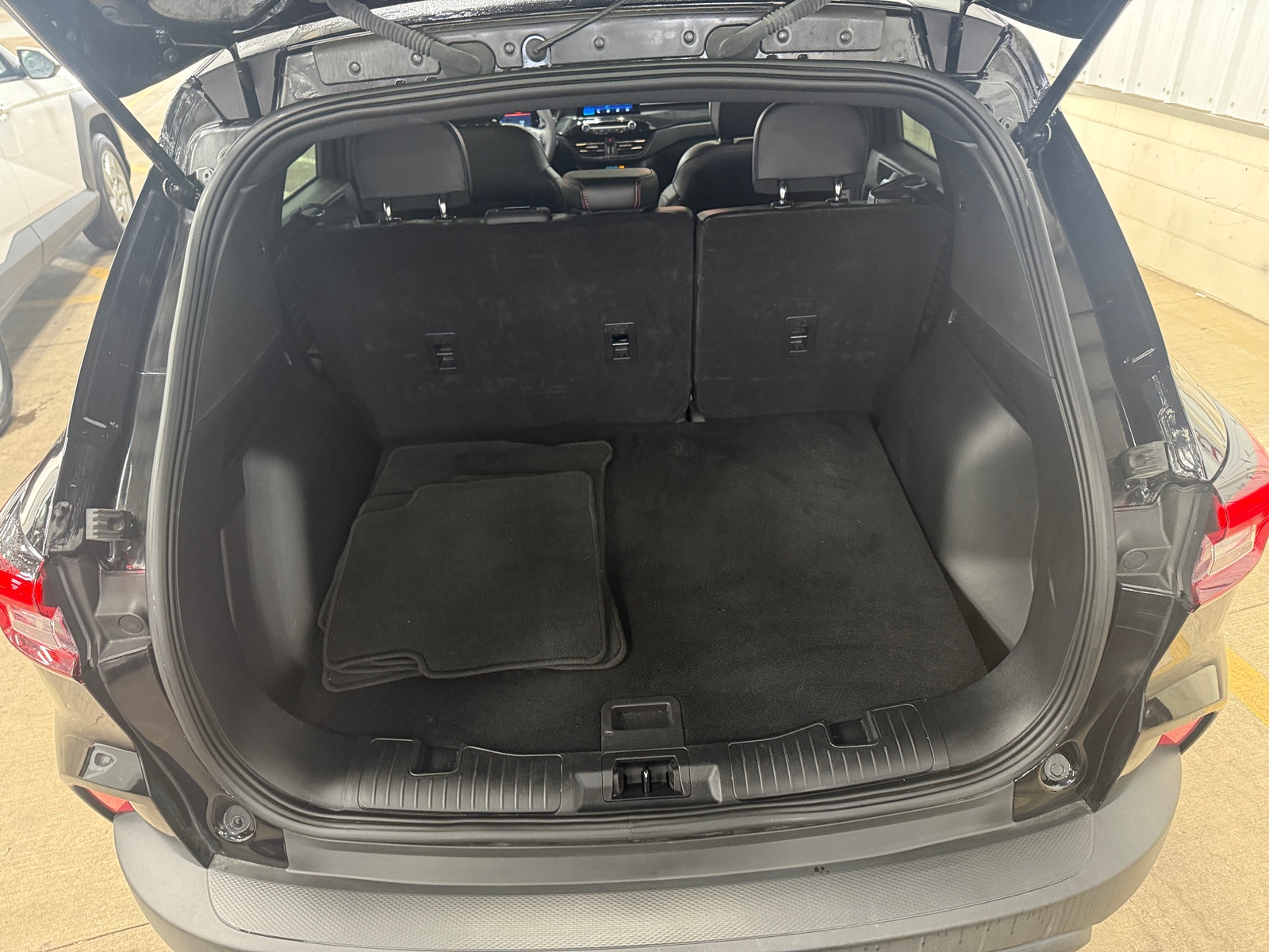 Thumbnail: 2025 Ford Escape - 6