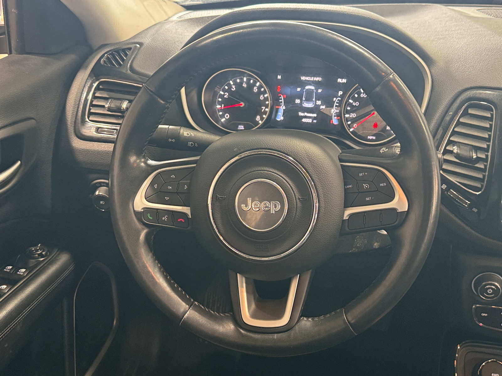 Thumbnail: 2021 Jeep Compass - 4