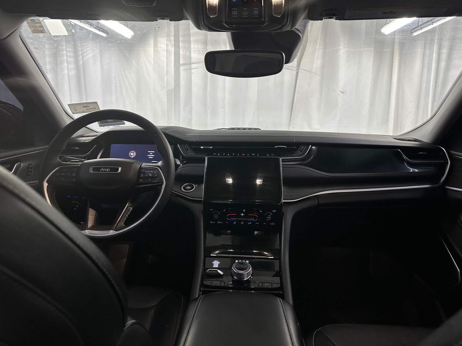 Thumbnail: 2022 Jeep Grand Cherokee - 2