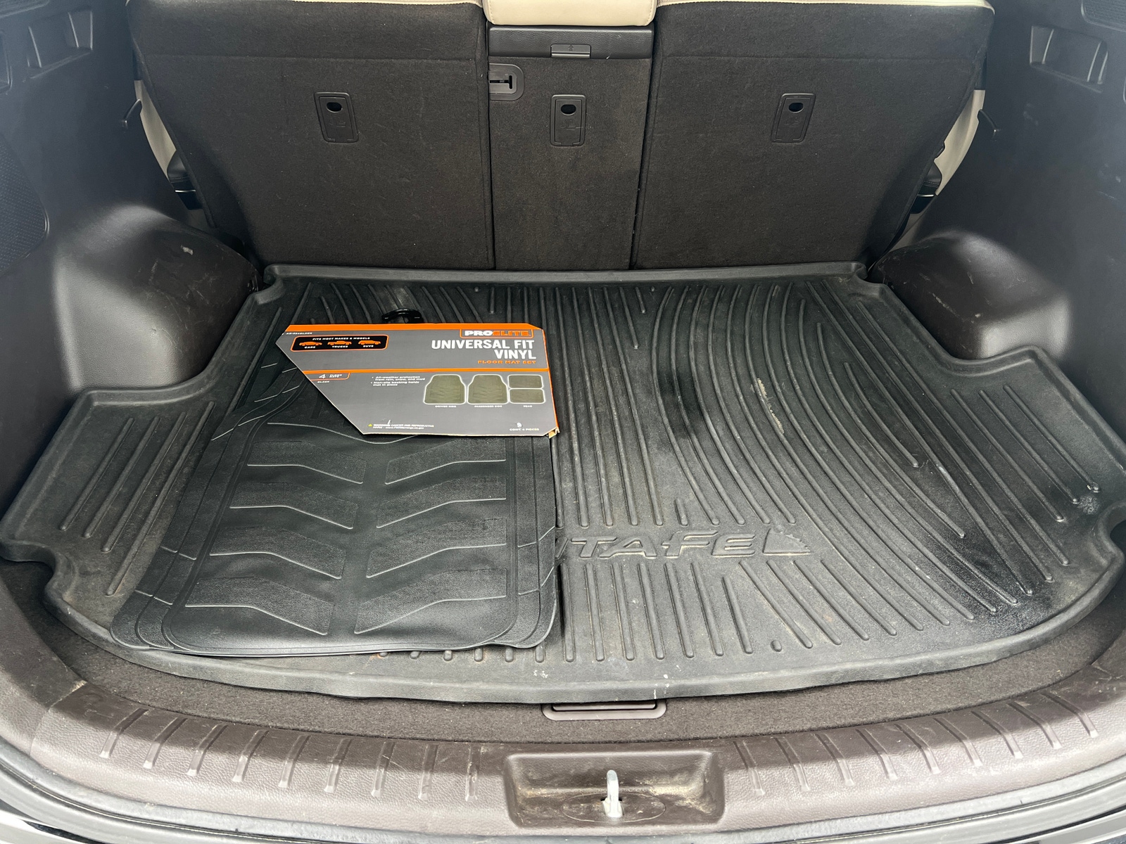 Thumbnail: 2017 Hyundai Santa Fe - 6