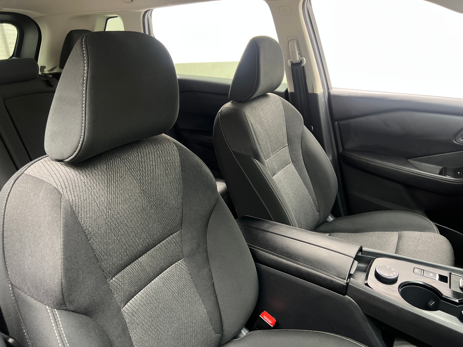 Thumbnail: 2025 Nissan Rogue - 2