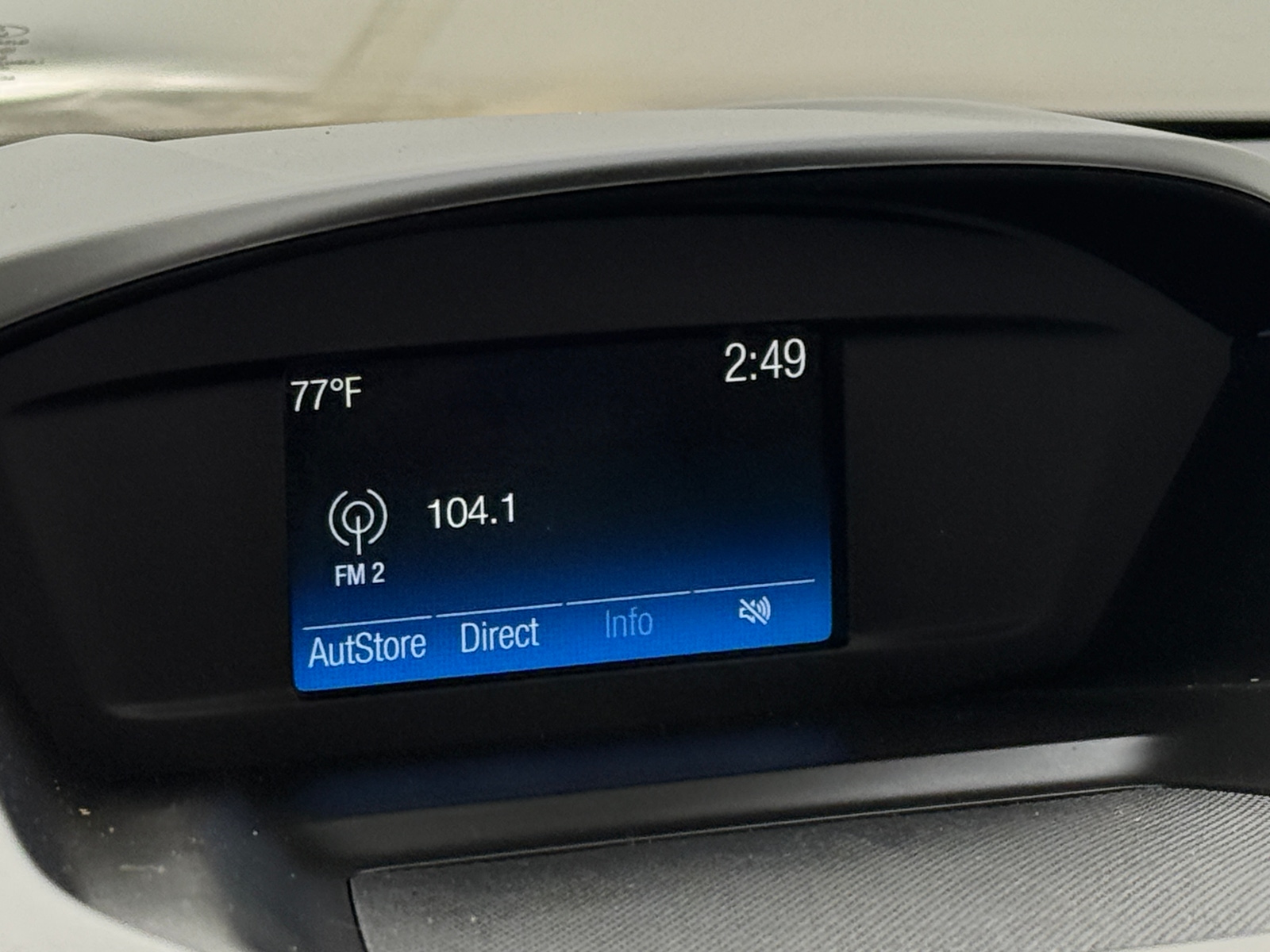 Thumbnail: 2019 Ford Escape - 4