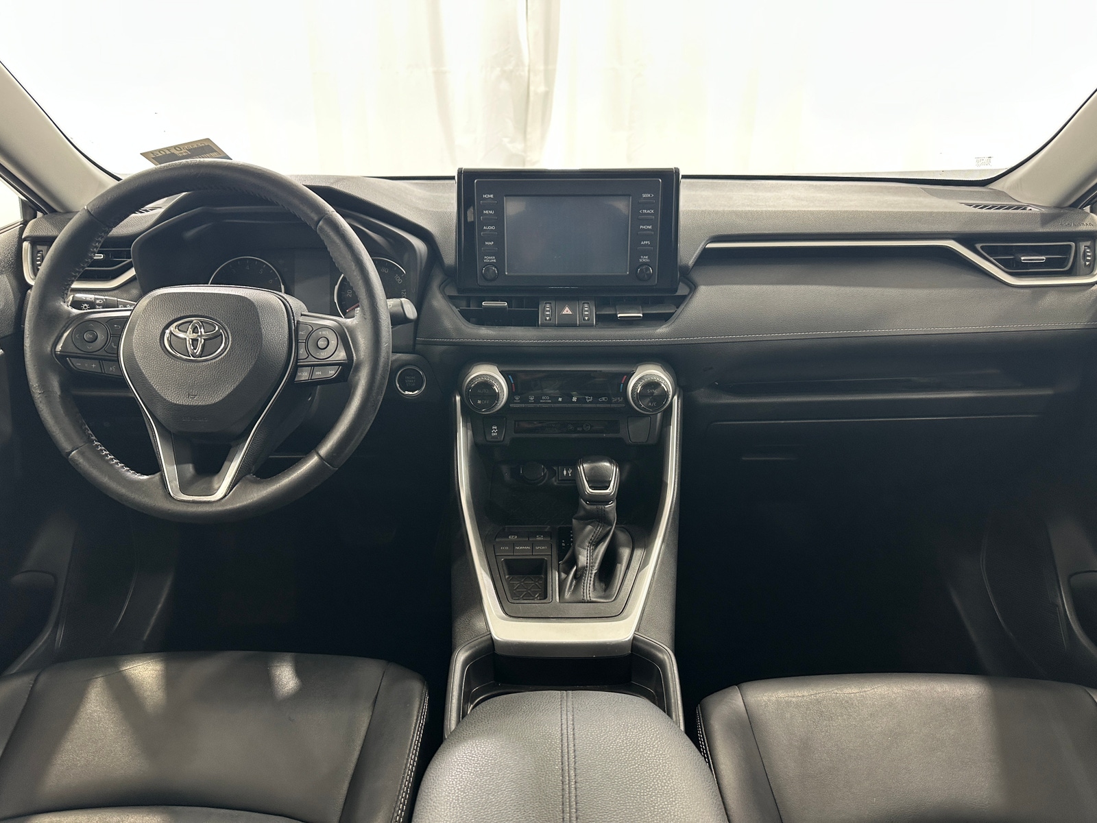Thumbnail: 2019 Toyota RAV4 - 2