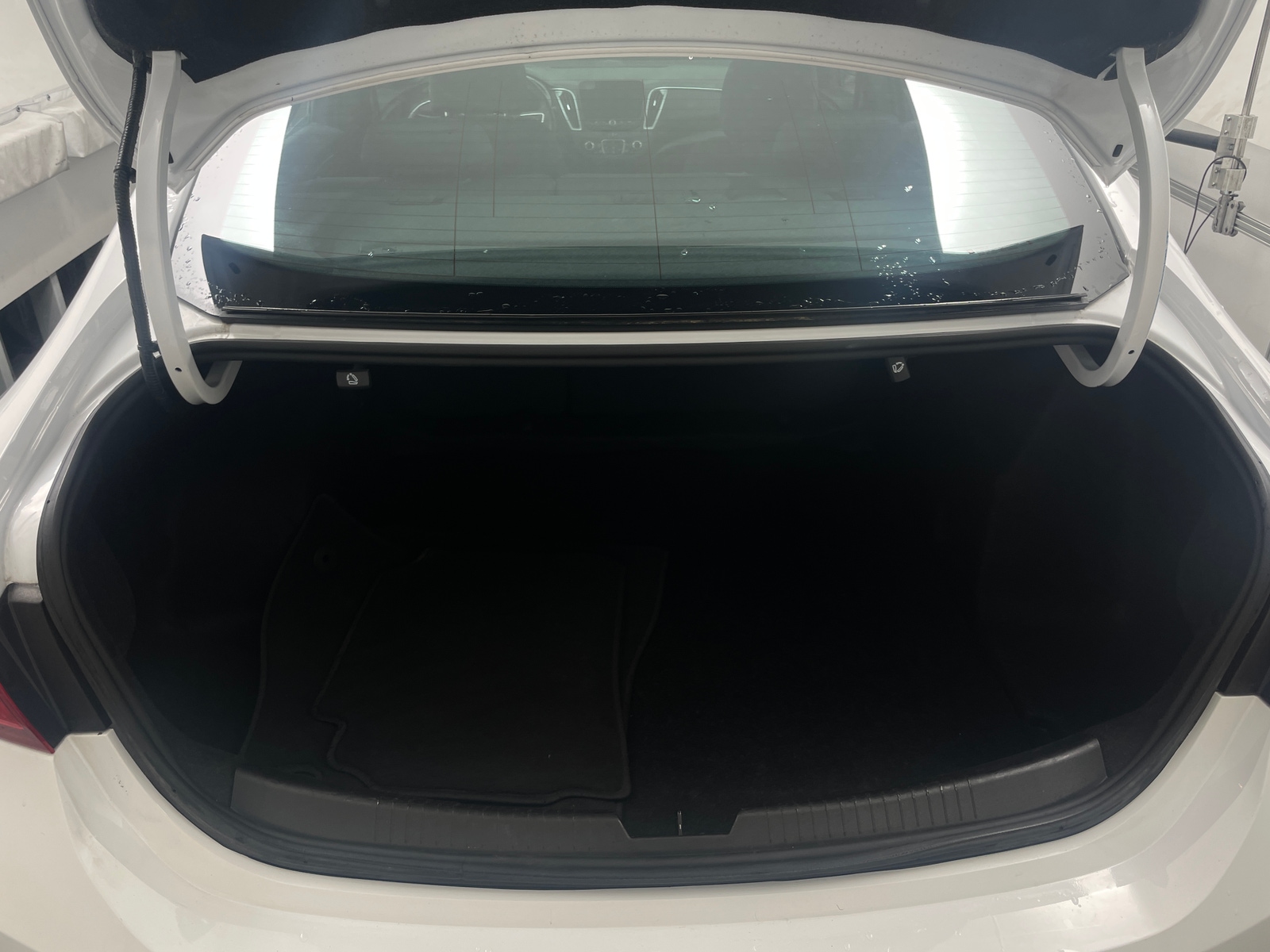 Thumbnail: 2025 Chevrolet Malibu - 7