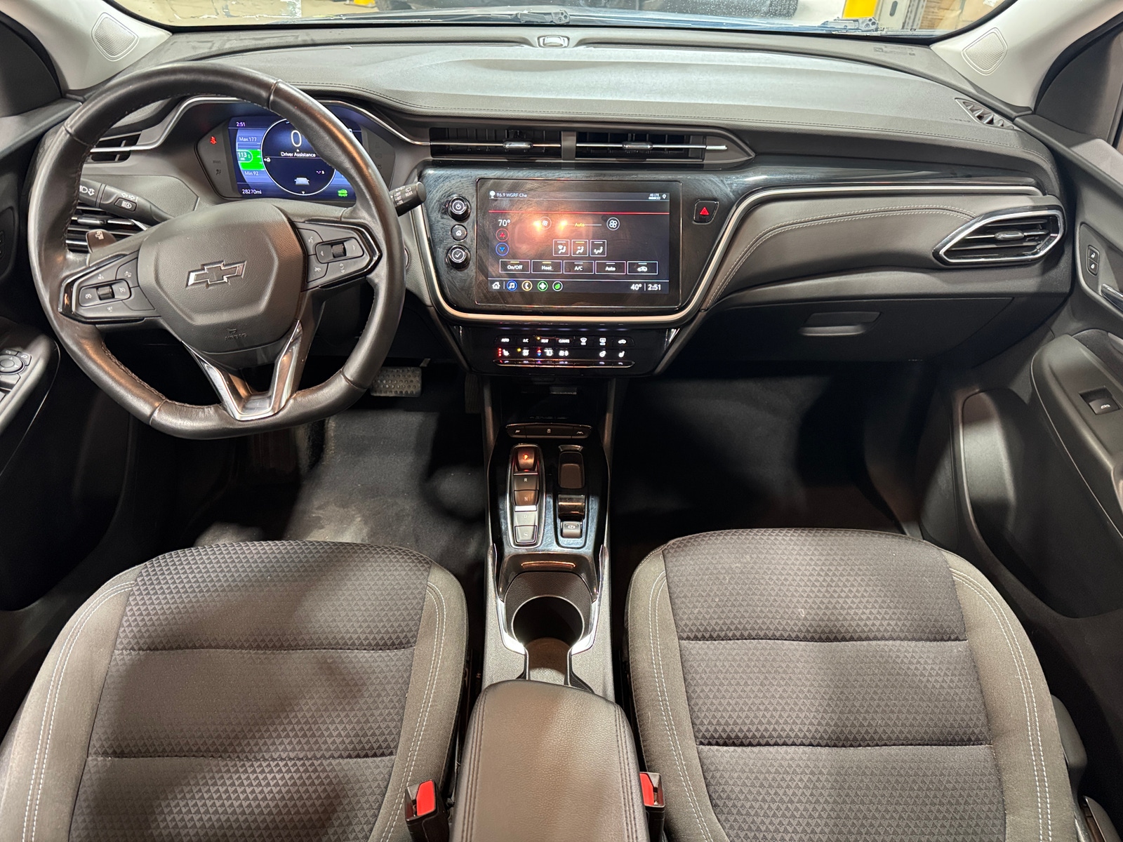 Thumbnail: 2023 Chevrolet Bolt EUV - 3