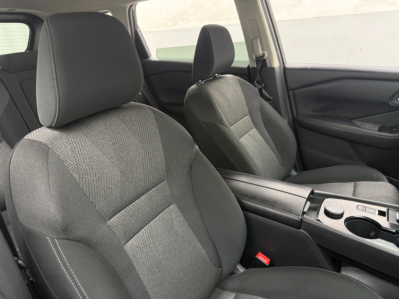 Thumbnail: 2025 Nissan Rogue - 2