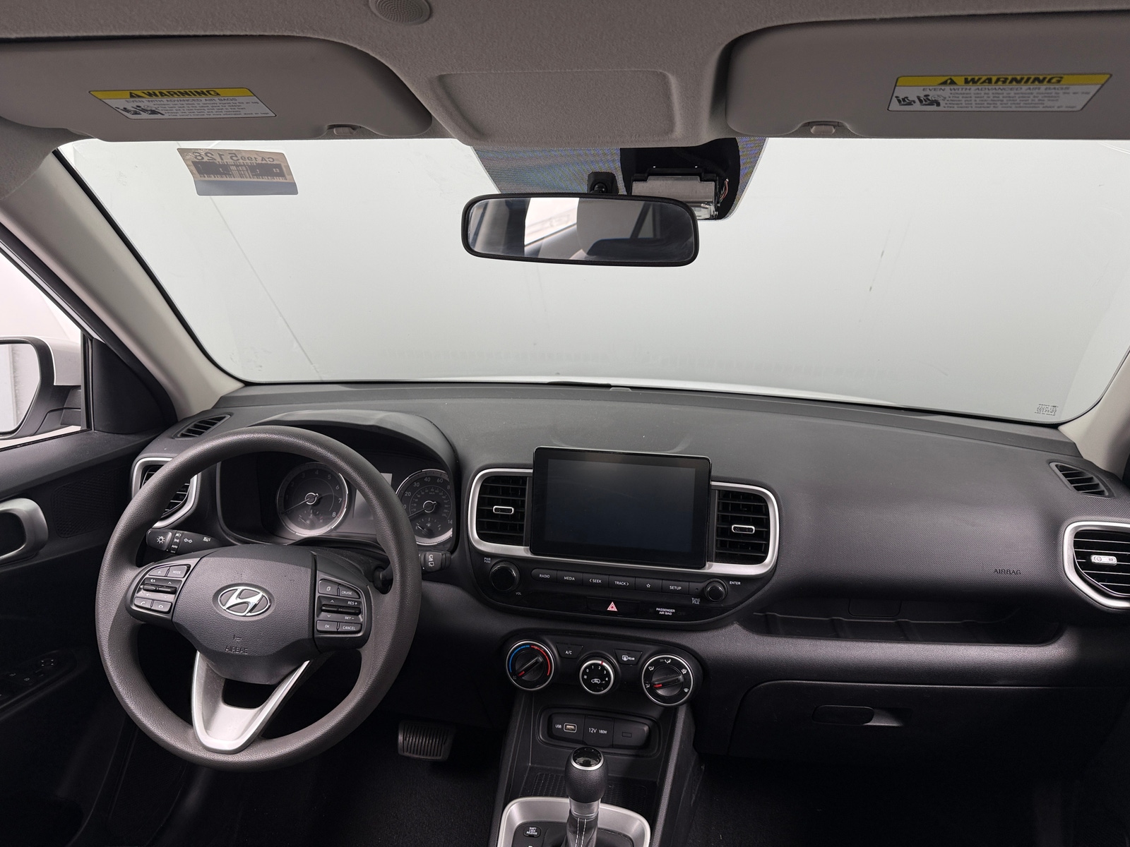 Thumbnail: 2022 Hyundai Venue - 3