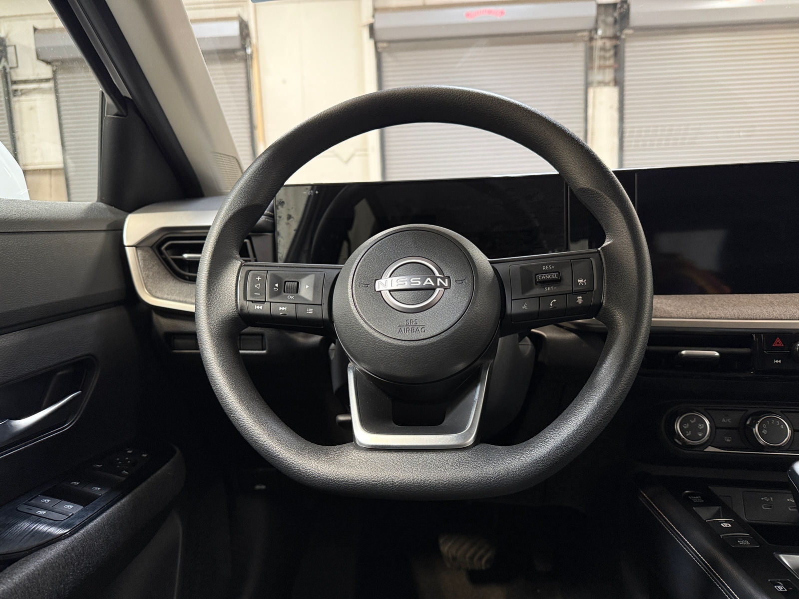 Thumbnail: 2025 Nissan Kicks - 5