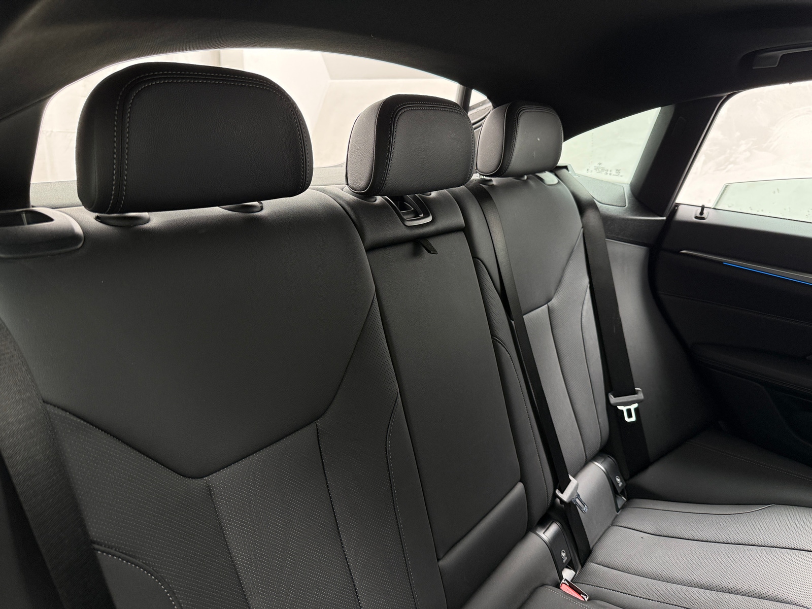 Thumbnail: 2025 BMW 4 Series - 5