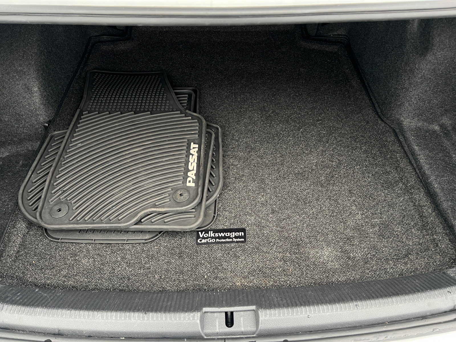 Thumbnail: 2016 Volkswagen Passat - 7