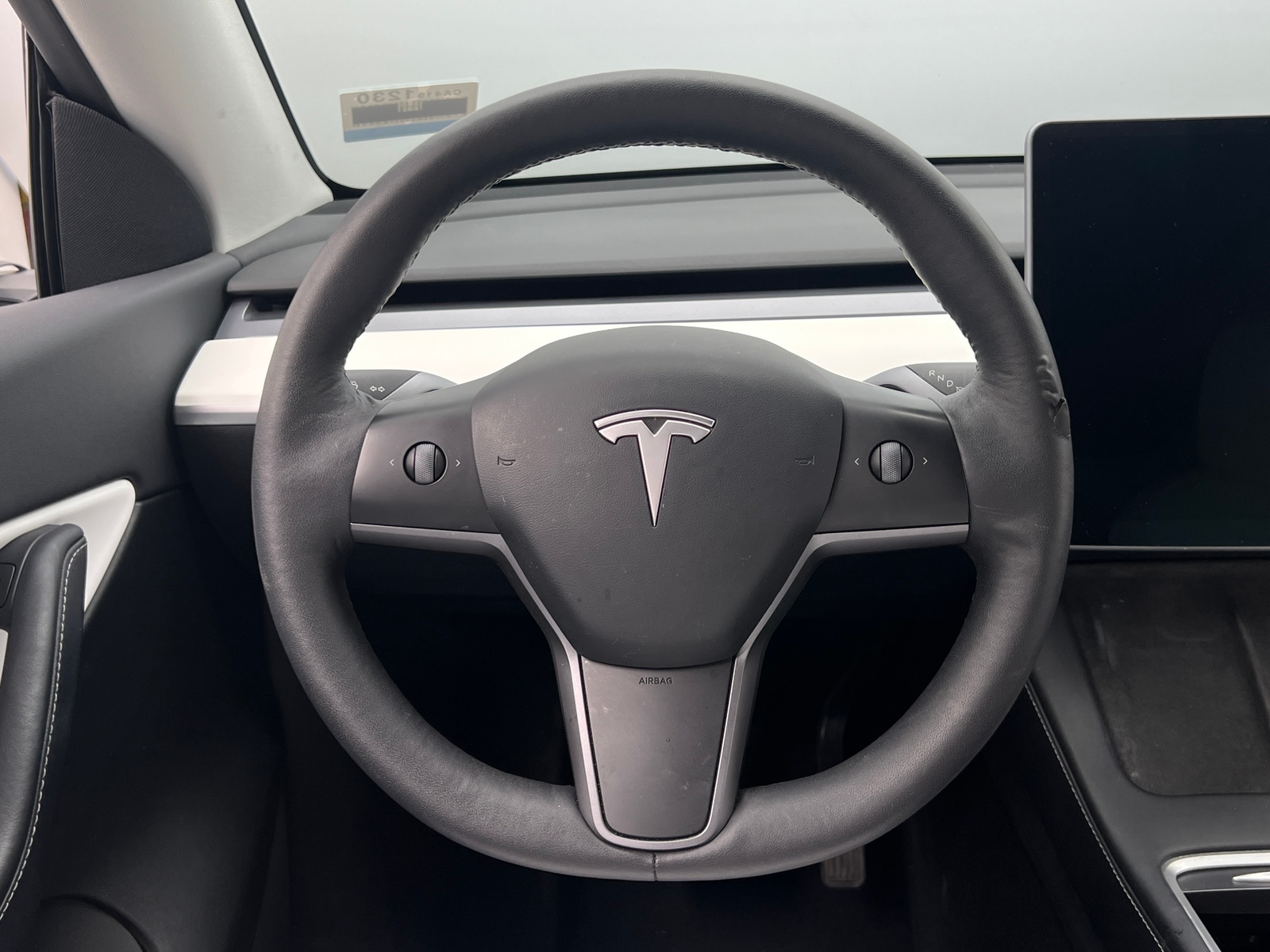 Thumbnail: 2022 Tesla Model Y - 4