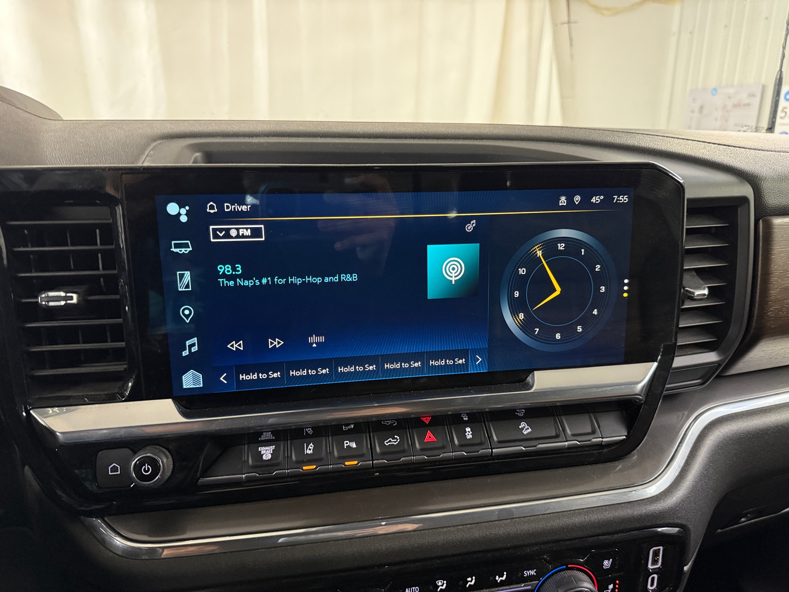 Thumbnail: 2024 Chevrolet Silverado 3500 - 3