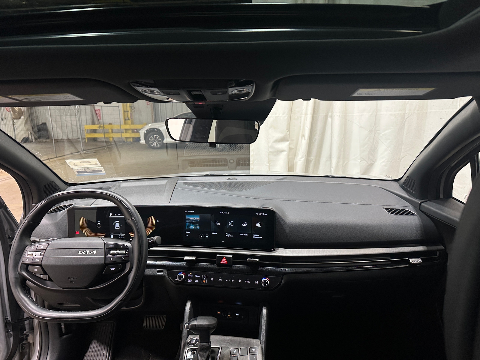 Thumbnail: 2026 Kia Sportage - 3