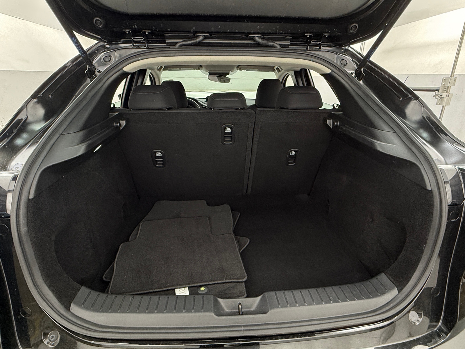 Thumbnail: 2025 Mazda CX-30 - 7