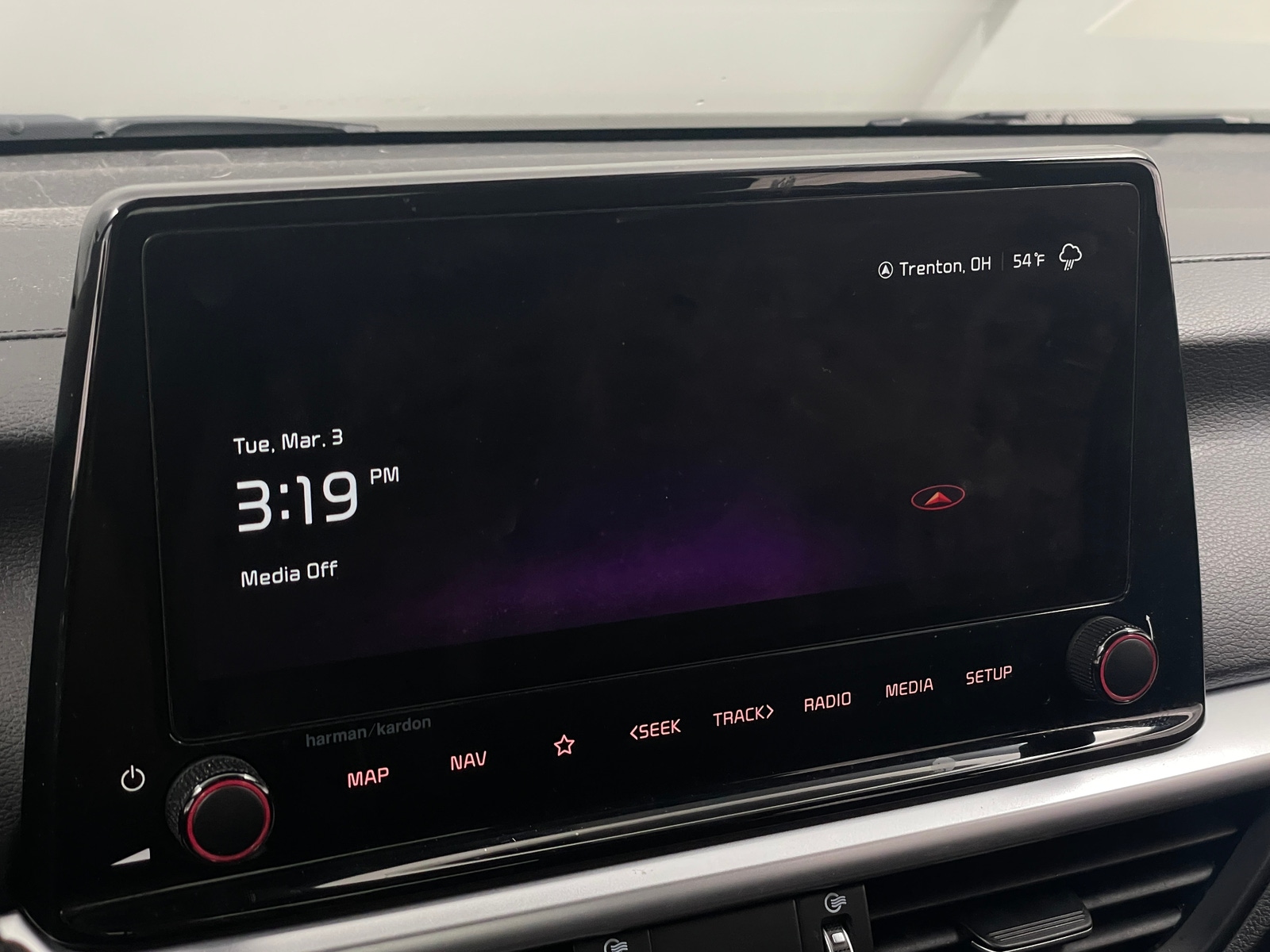 Thumbnail: 2023 Kia Forte - 3