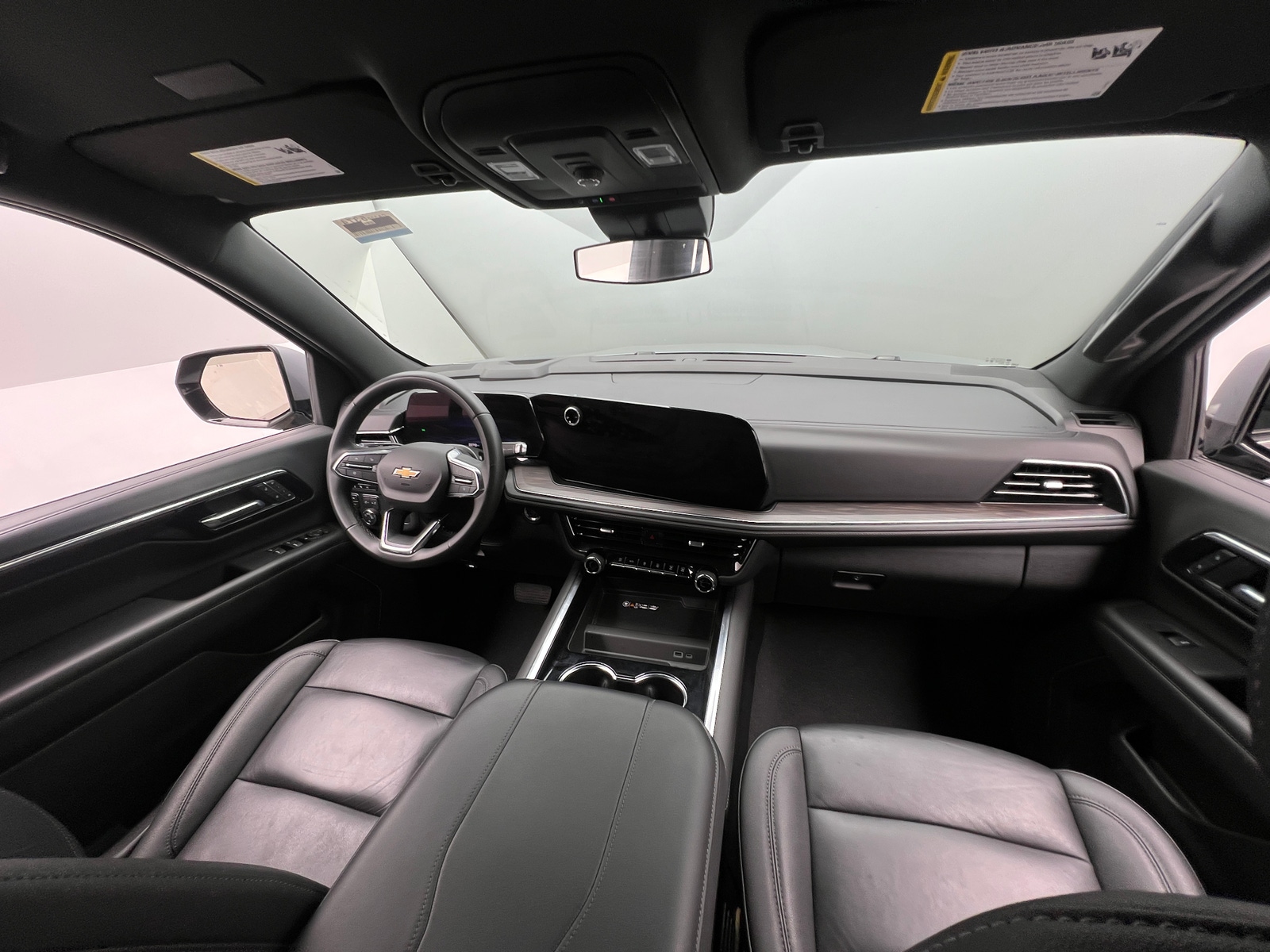 Thumbnail: 2025 Chevrolet Tahoe - 2