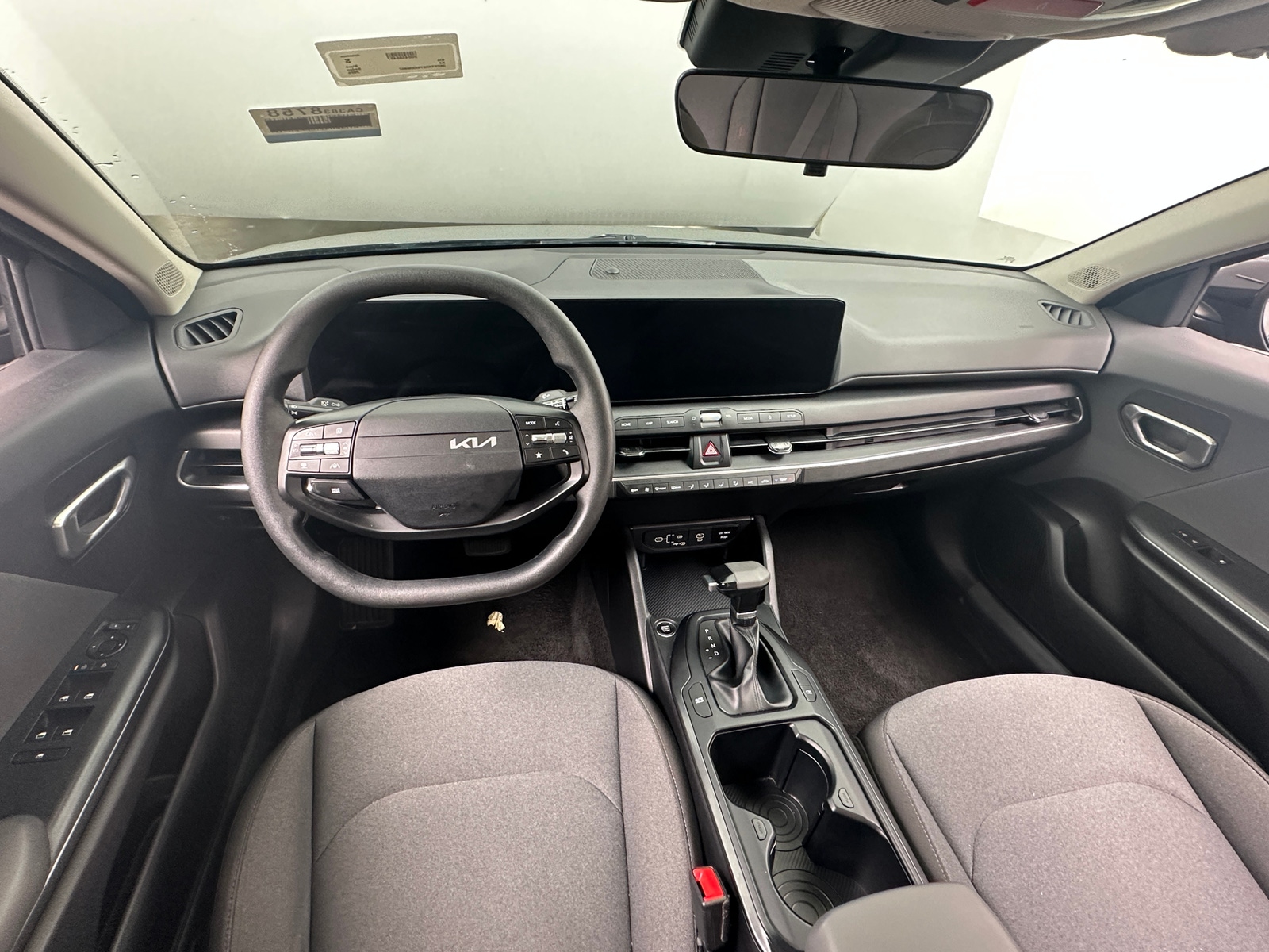 Thumbnail: 2025 Kia K4 - 3