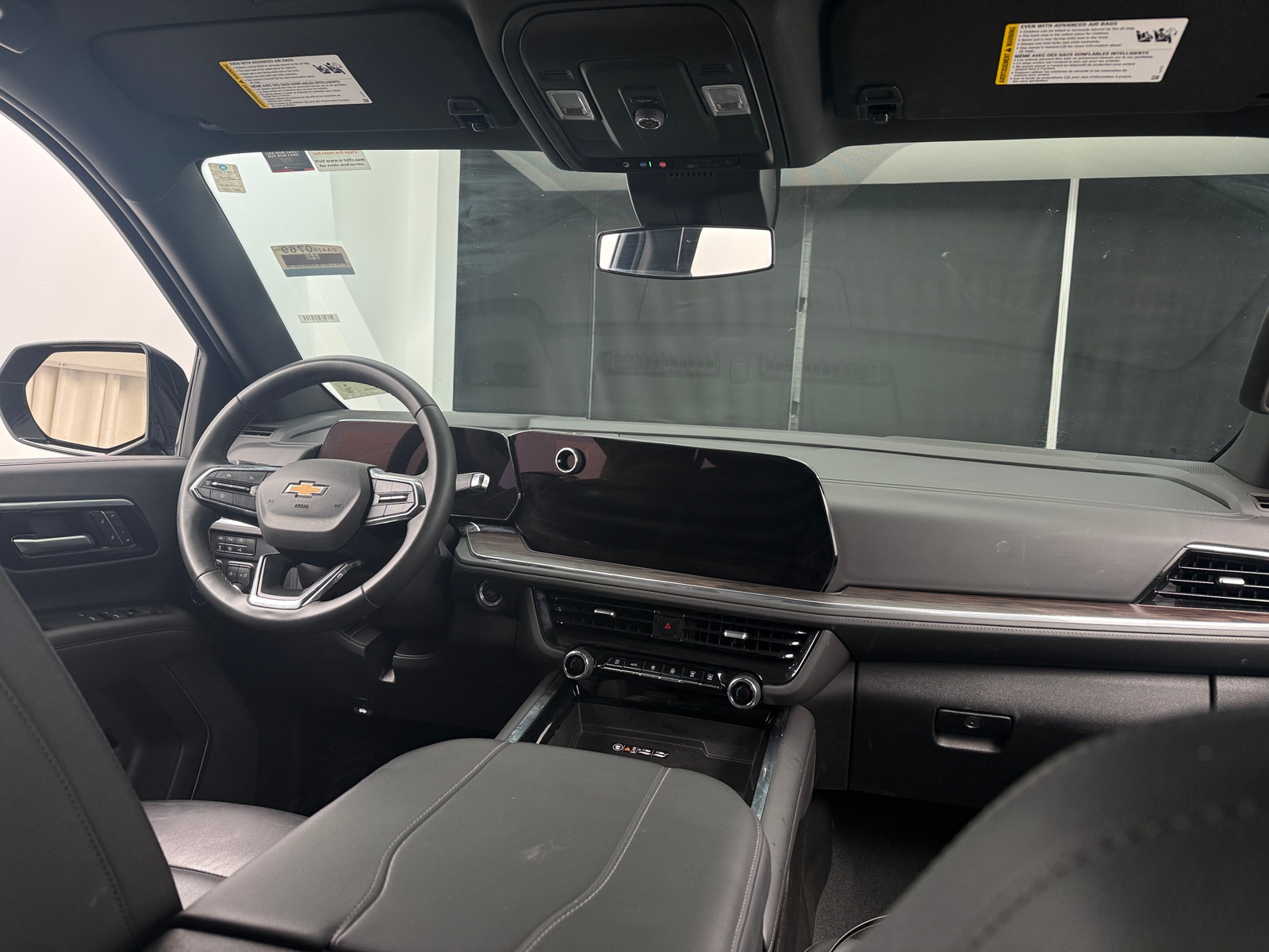 Thumbnail: 2025 Chevrolet Tahoe - 2