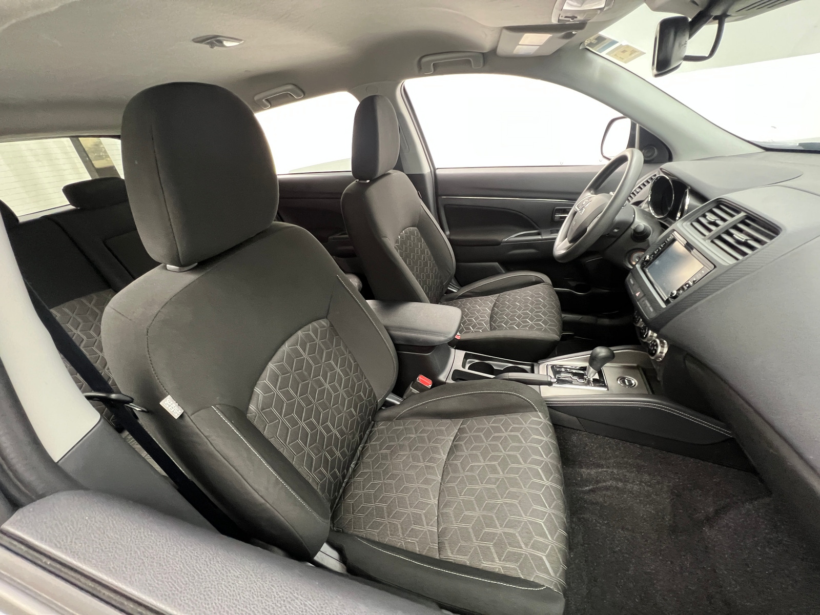 Thumbnail: 2024 Mitsubishi Outlander Sport - 2