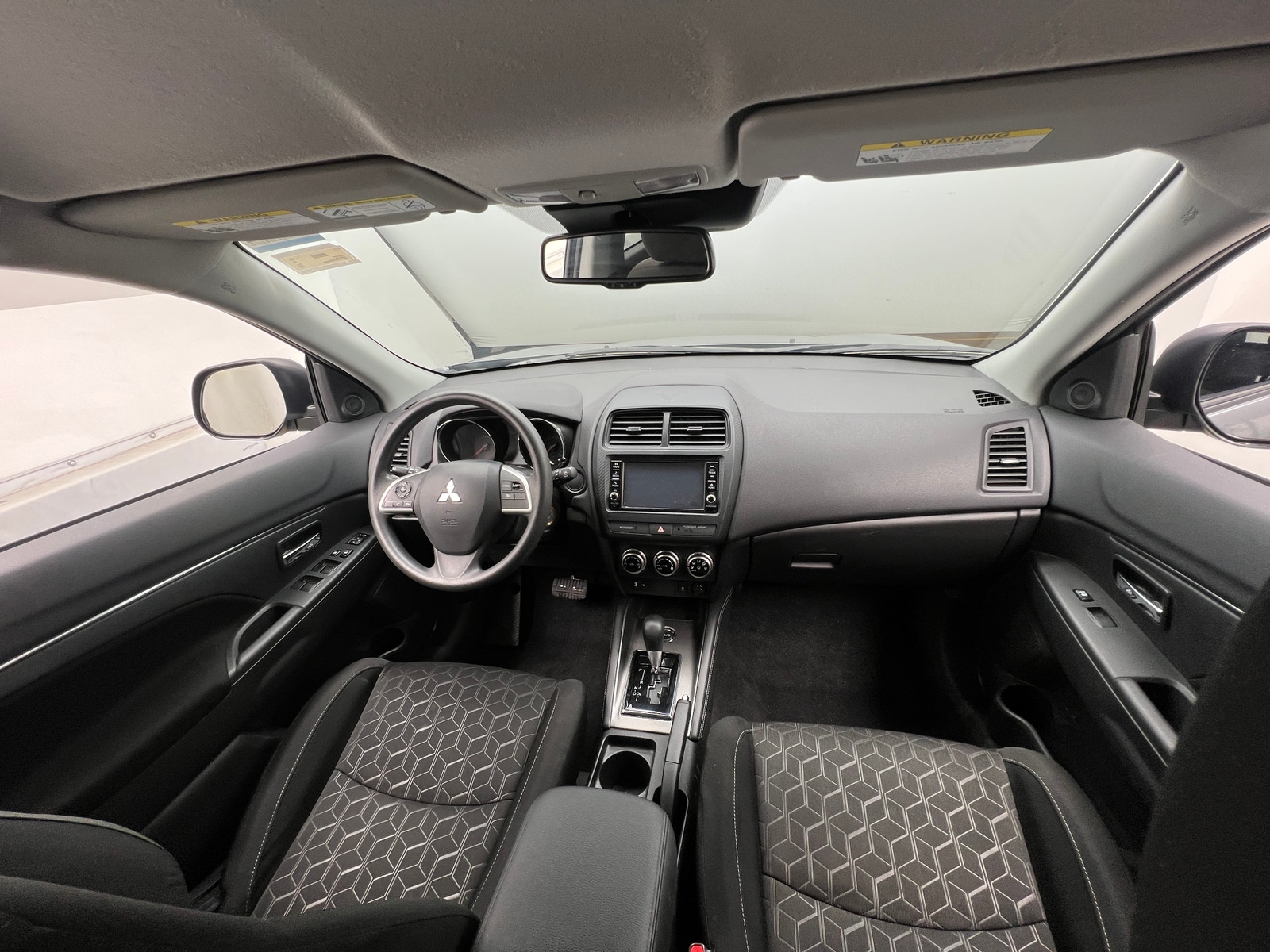 Thumbnail: 2024 Mitsubishi Outlander Sport - 3