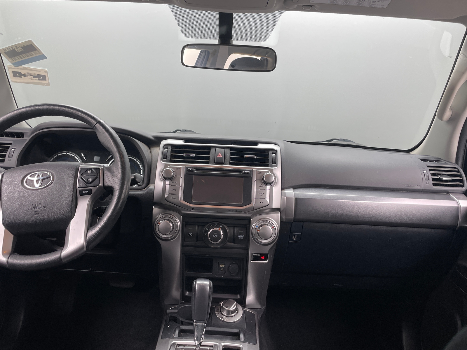 Thumbnail: 2016 Toyota 4Runner - 3