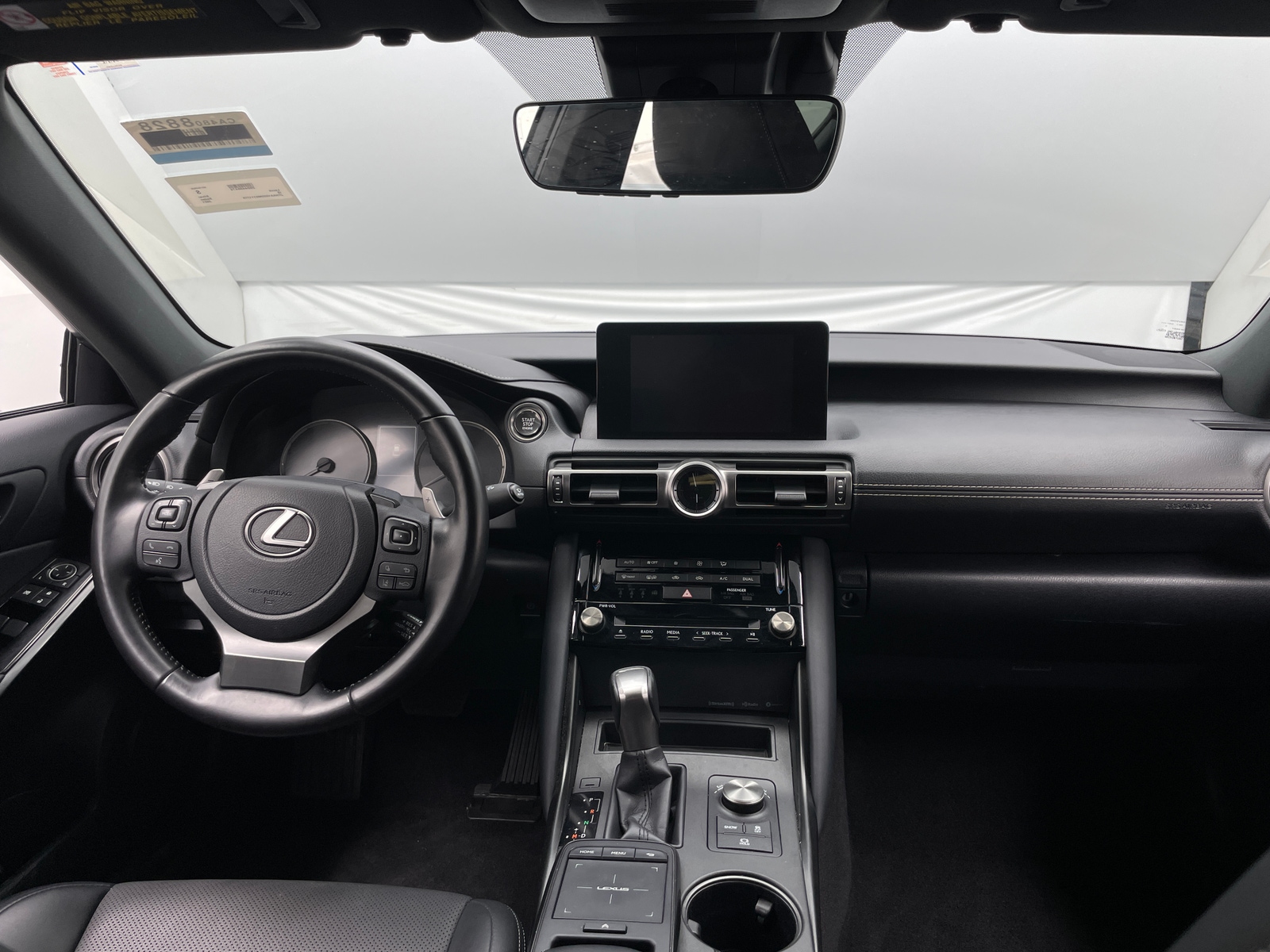 Thumbnail: 2021 Lexus IS - 2