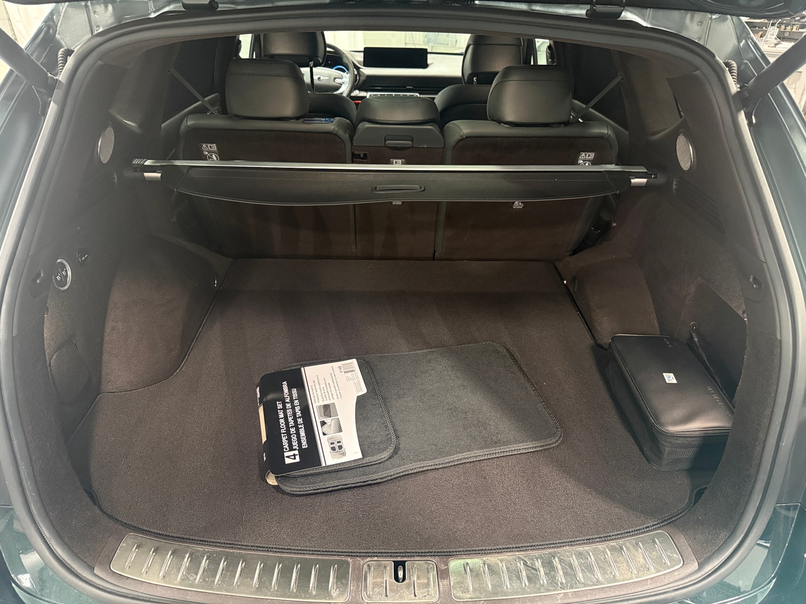 Thumbnail: 2021 Genesis GV80 - 6