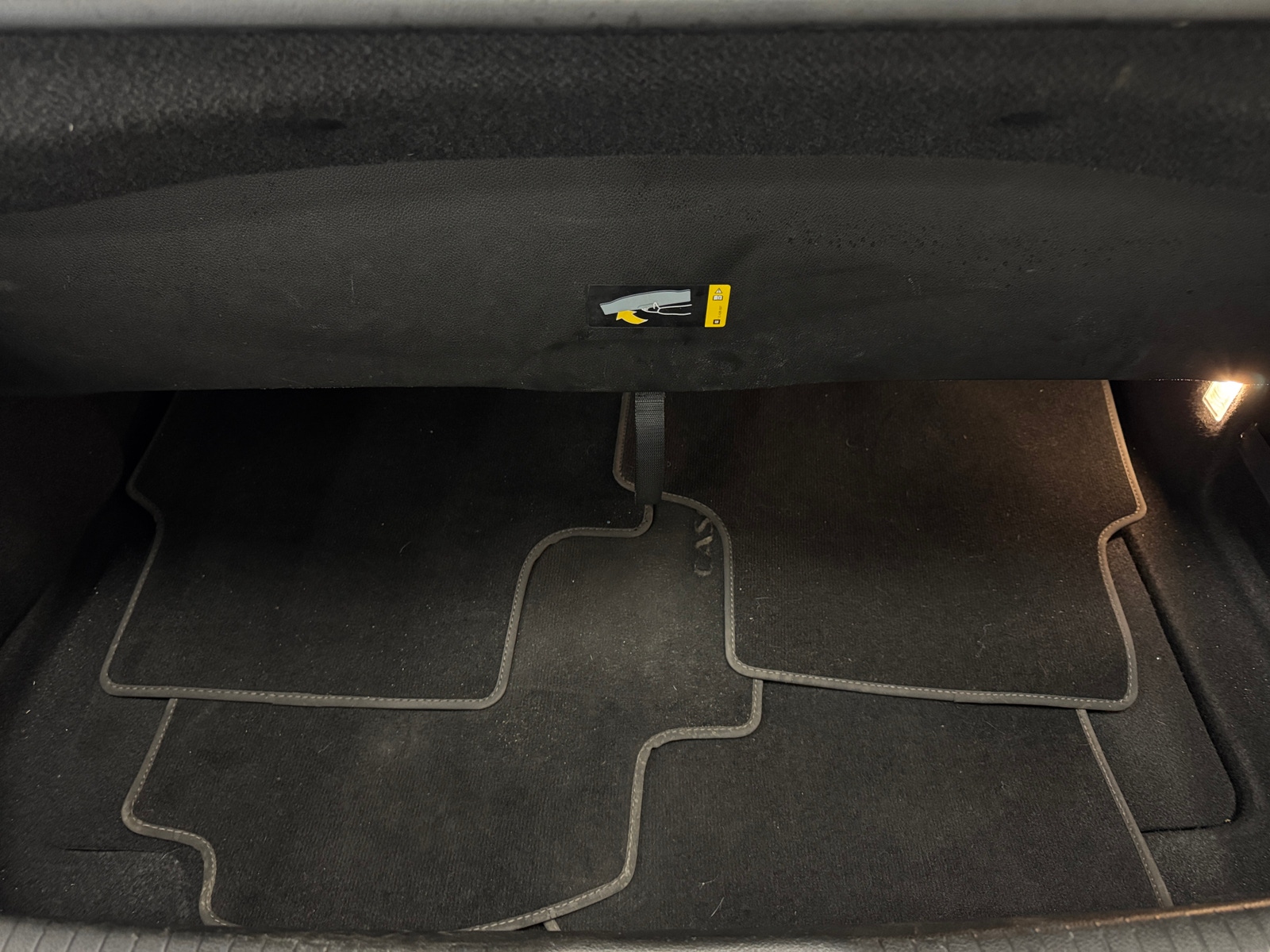 Thumbnail: 2016 Buick Cascada - 6