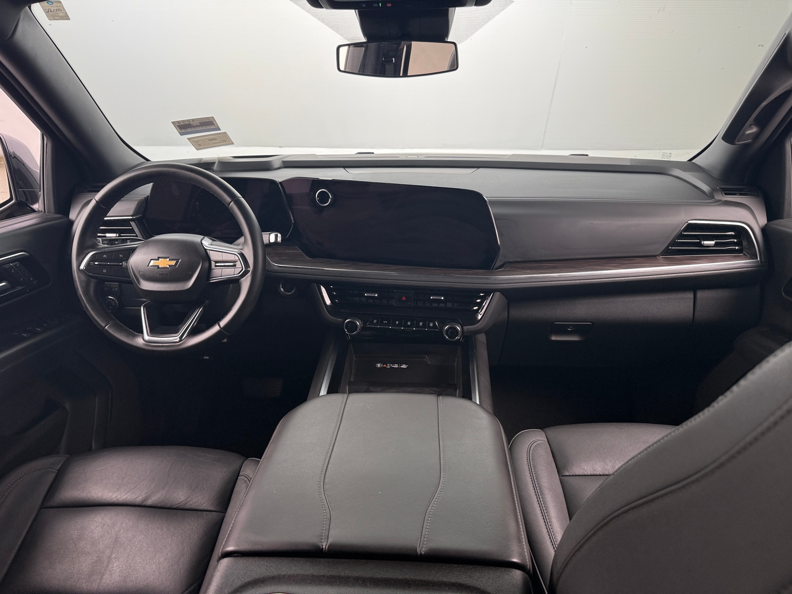 Thumbnail: 2025 Chevrolet Tahoe - 2